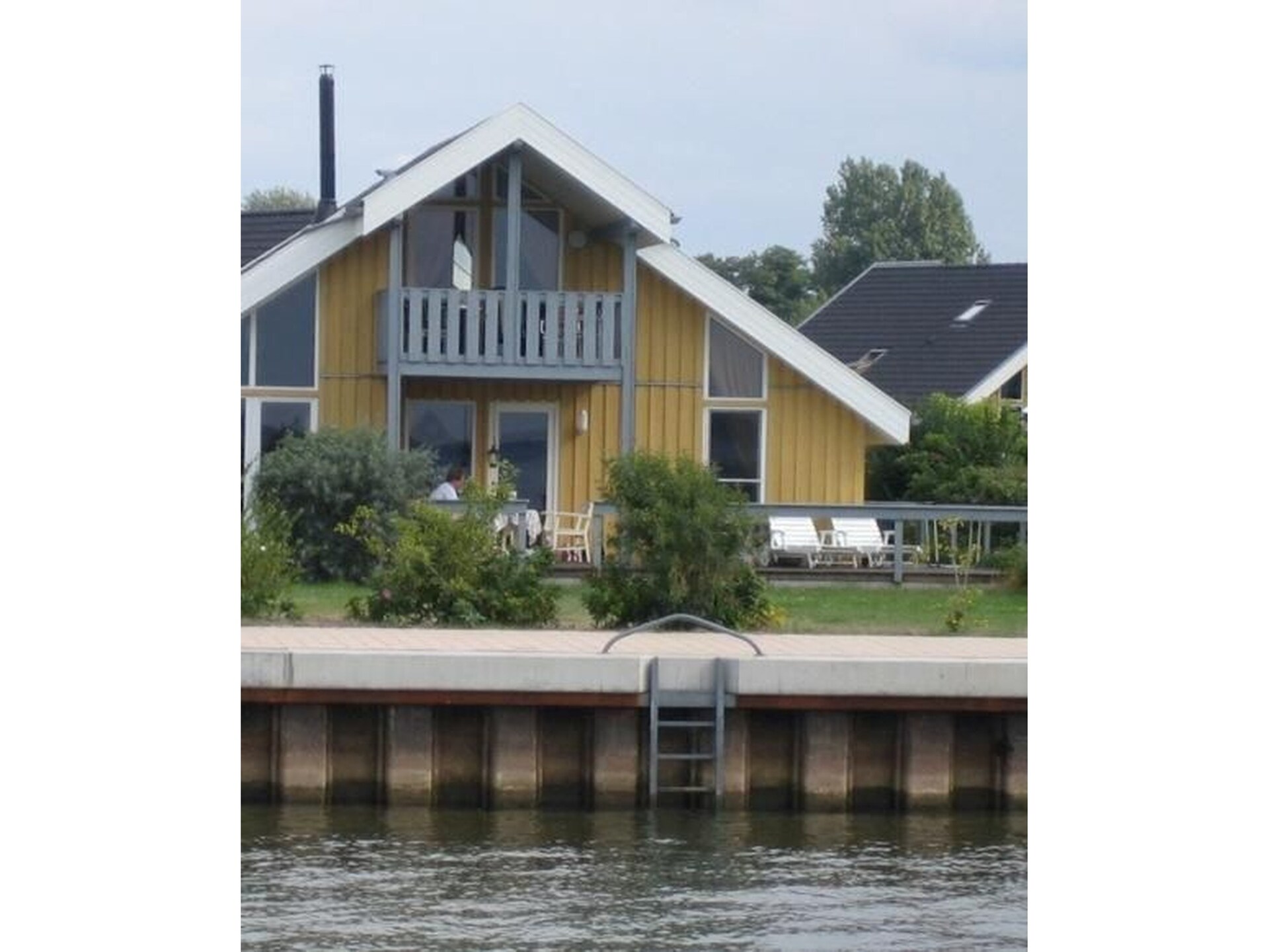 Rustiek vakantiehuis aan de Müritz met eigen strand op 400 meter - foto 7