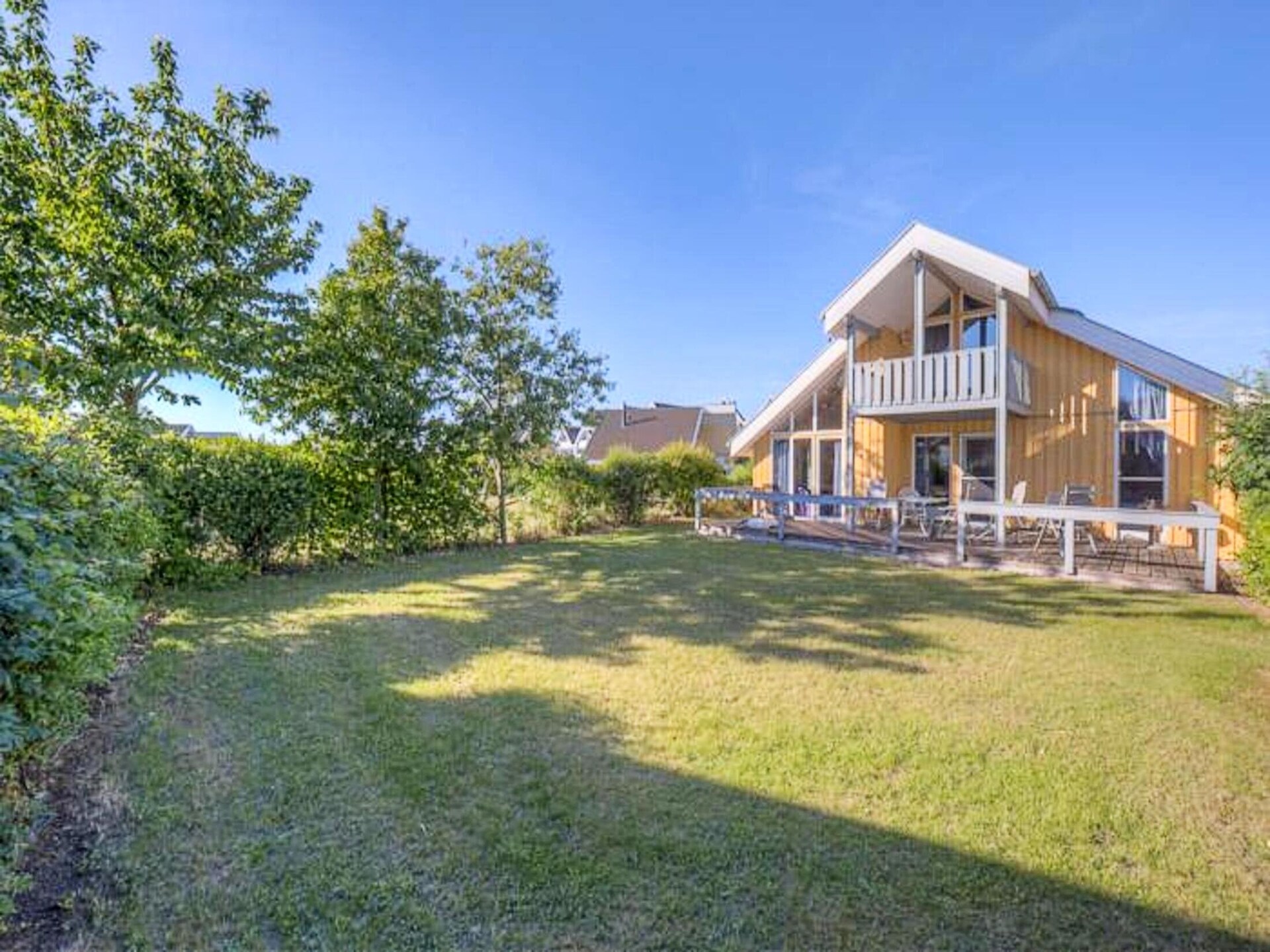 Ruim vakantiehuis bij de Müritz met eigen strand op 400 meter - foto 1