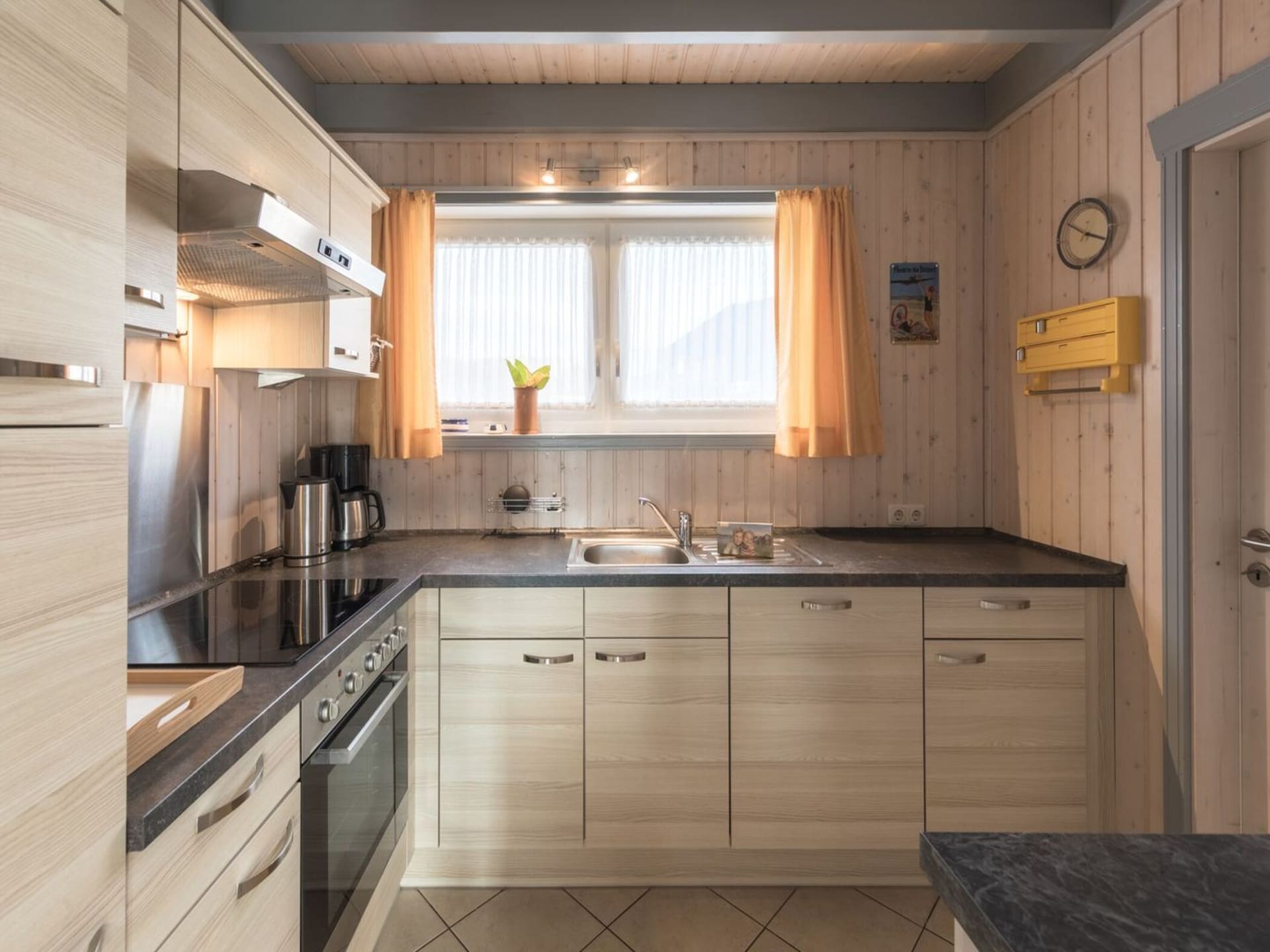 6-persoons vakantiehuis in Rechlin op 400 m van het strand (3) - foto 8