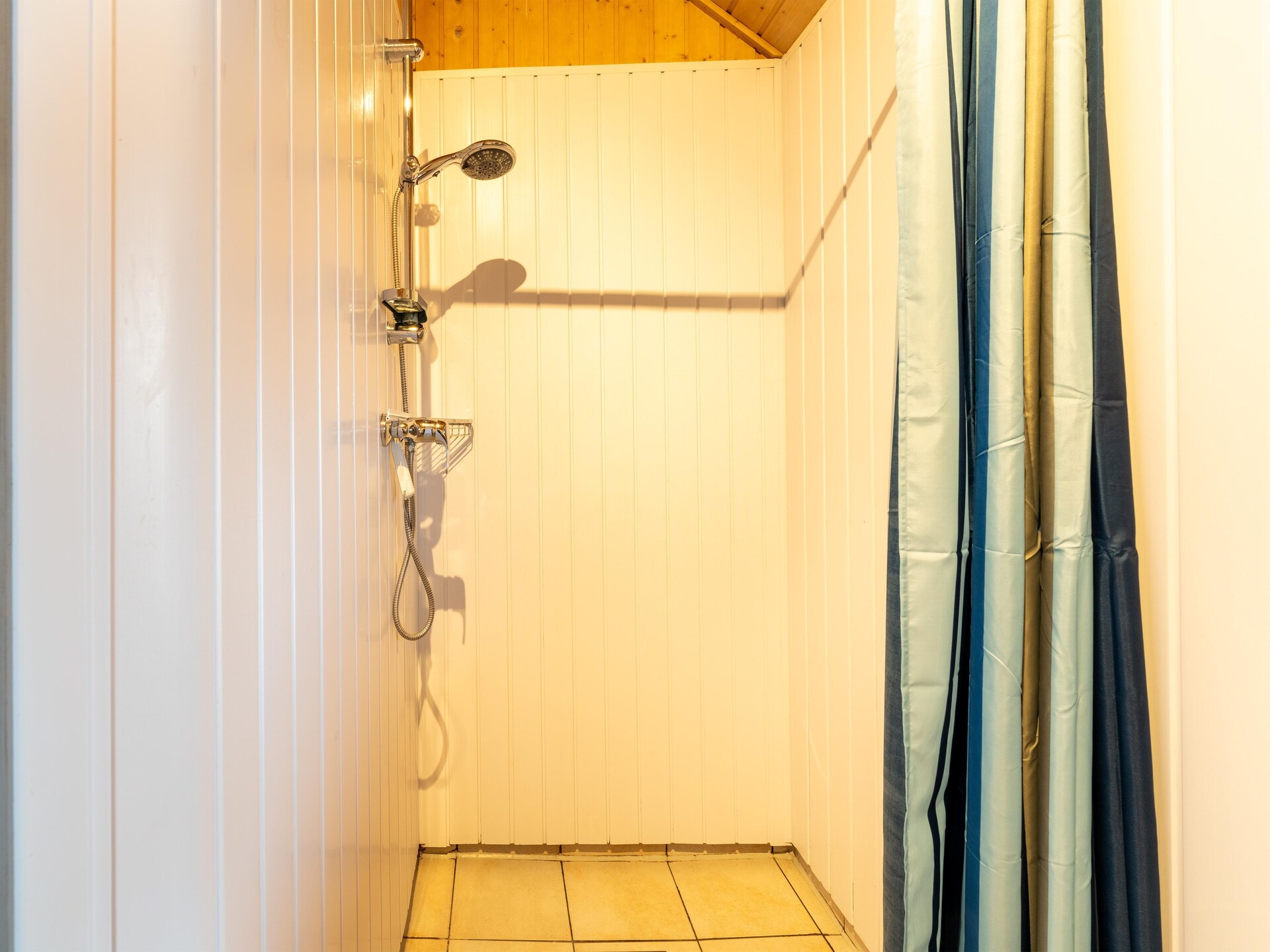 Rustiek vakantiehuis aan de Müritz met strand op 400 meter - foto 18