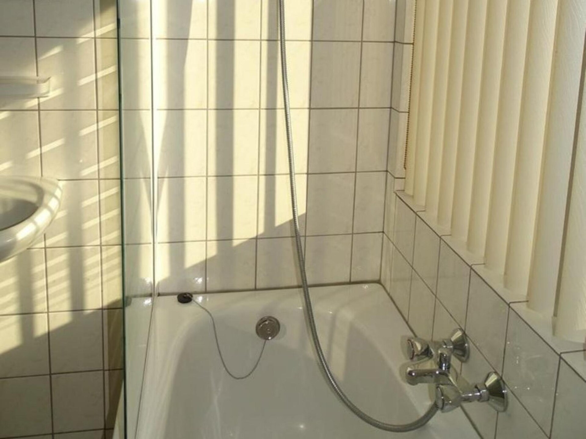 Vrijstaande waterbungalow Scheldeveste, 500m van strand Breskens - foto 16