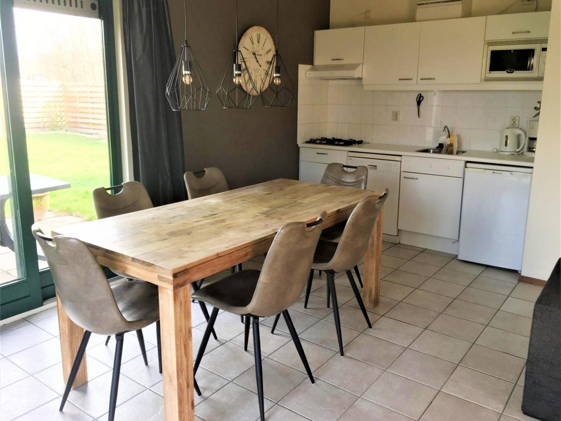 Zeemeeuw: Gezellig vakantiehuis met omheinde tuin in Breskens - foto 11