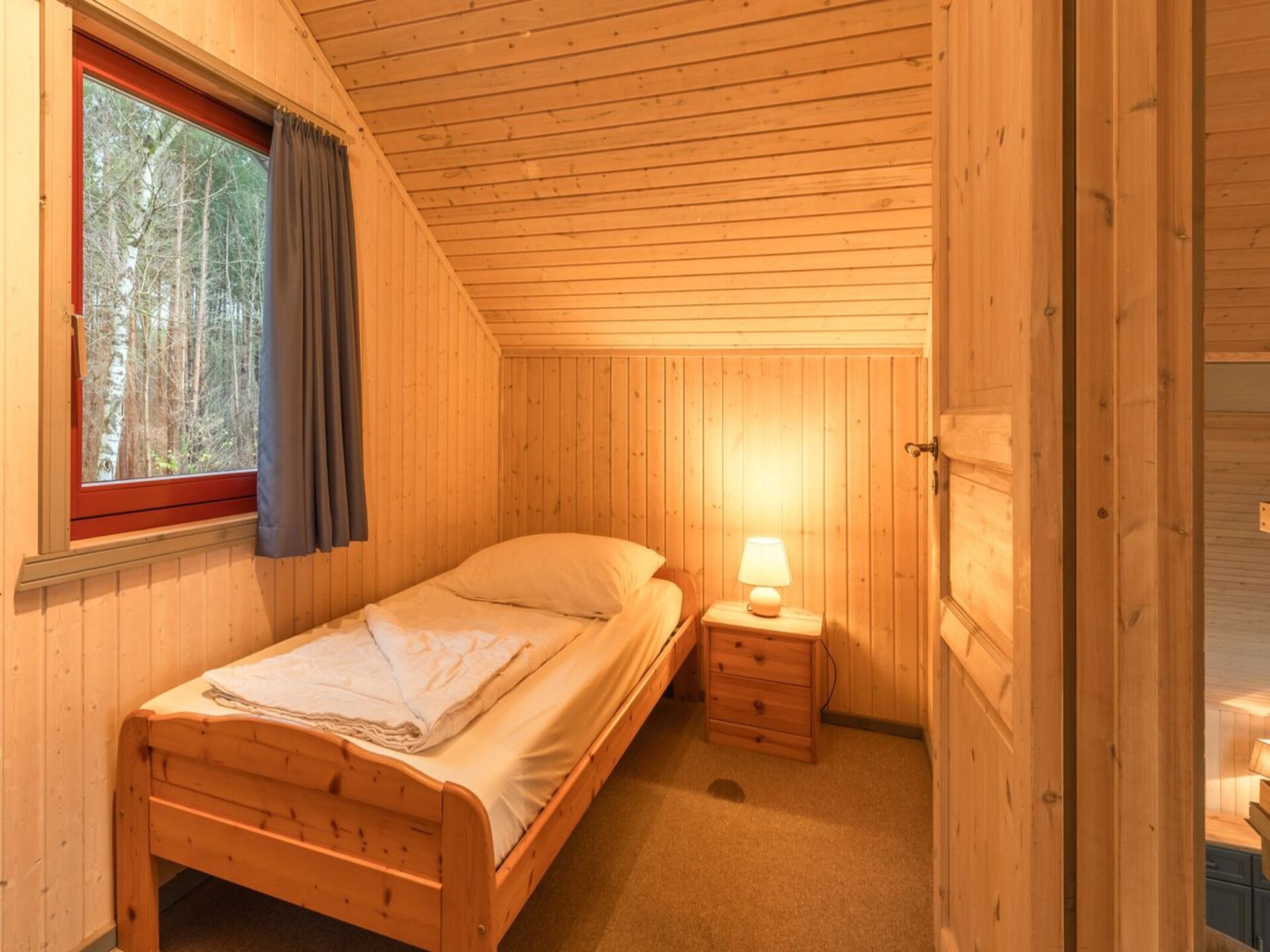 FH Wildgans Comfort: Vrijstaand vakantiehuis met sauna en kachel aan het meer - foto 13