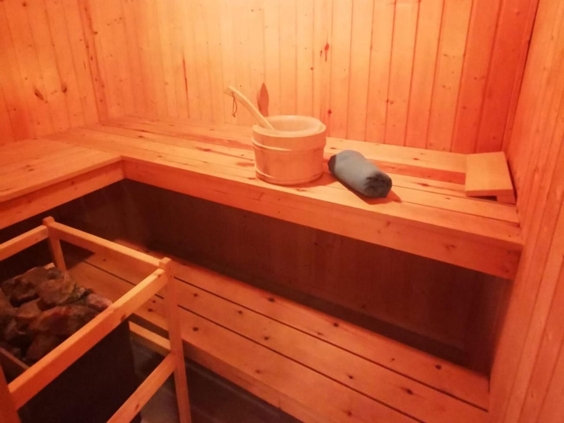 Comfortabel vakantiehuis met sauna en kachel aan het Granzower Meer - foto 12