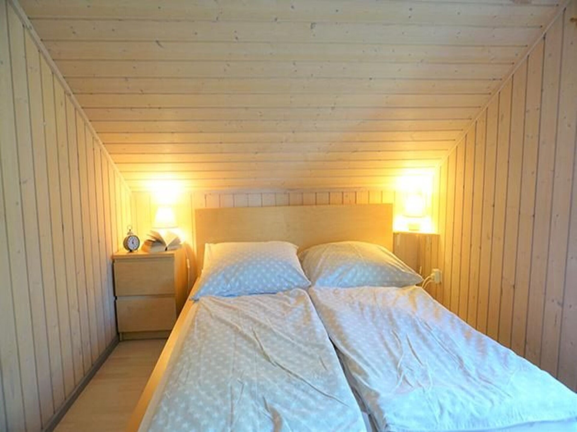 Comfortabel vakantiehuis met sauna en haard aan het meer in Mecklenburg - foto 8