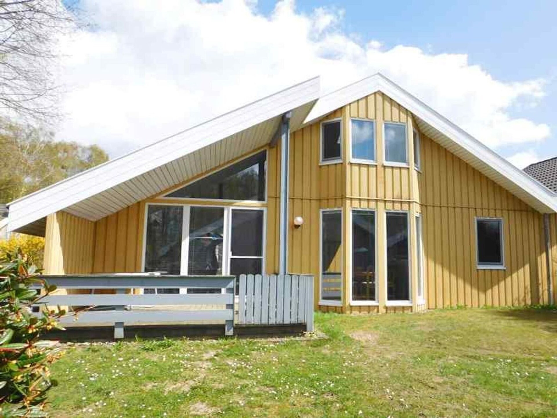 Vrijstaand vakantiehuis aan het Granzower Meer met tuin - foto 1