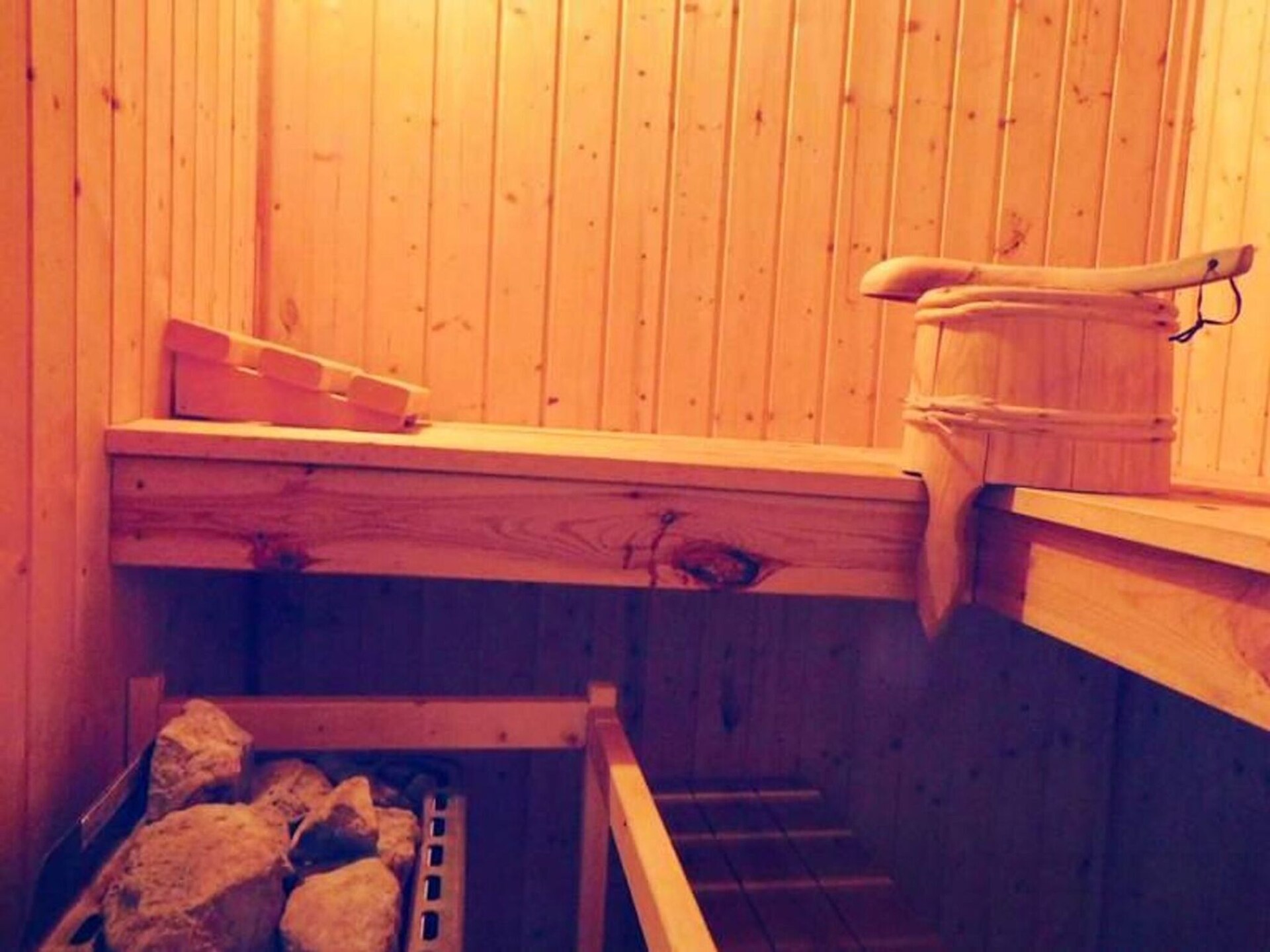 Vrijstaand vakantiehuis aan het Granzower Meer met tuin - foto 16
