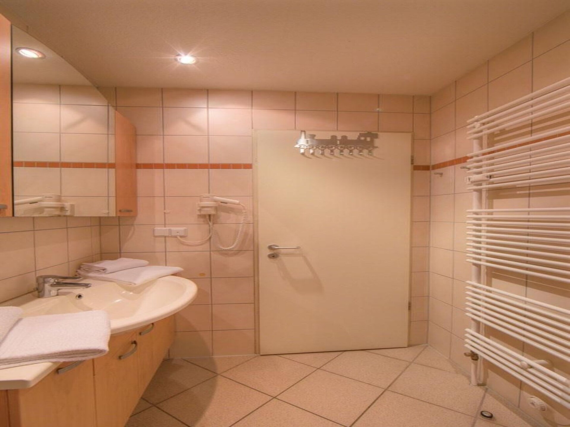 Knus appartement aan het Granzower Meer met wellness en uitzicht - foto 10