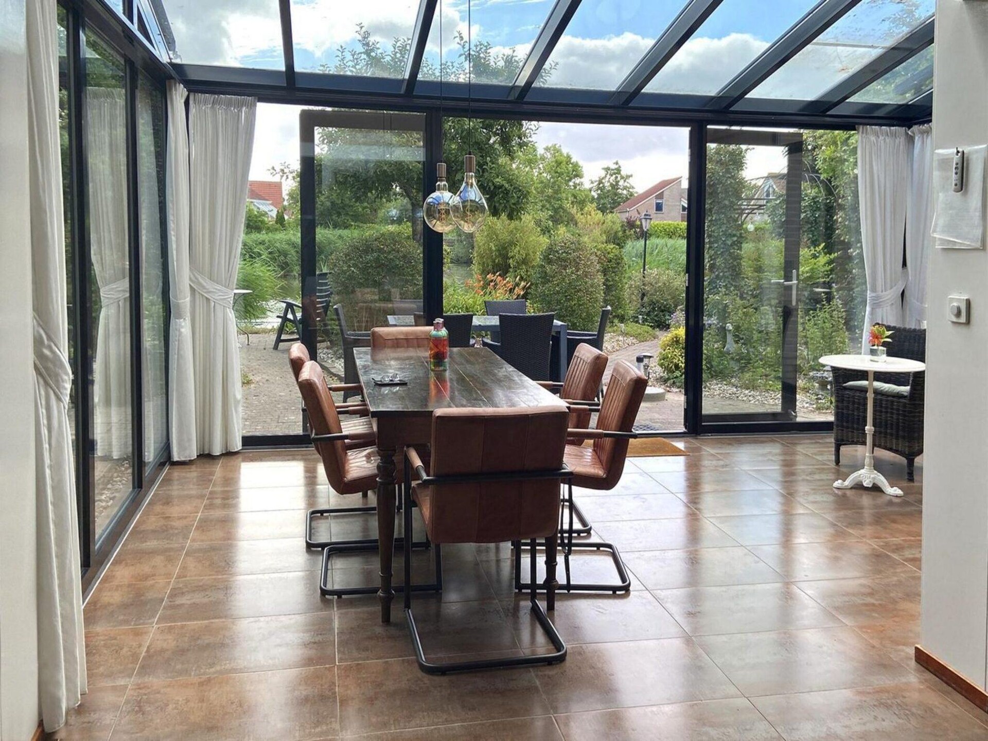 Scheldeveste 129: Luxe vakantiehuis met tuin op 500m van het strand in Breskens - foto 3