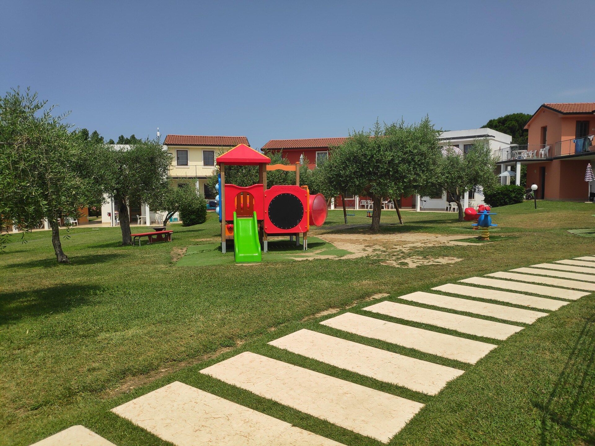 Ruim appartement voor 6 personen in Castelnuovo del Garda - foto 23