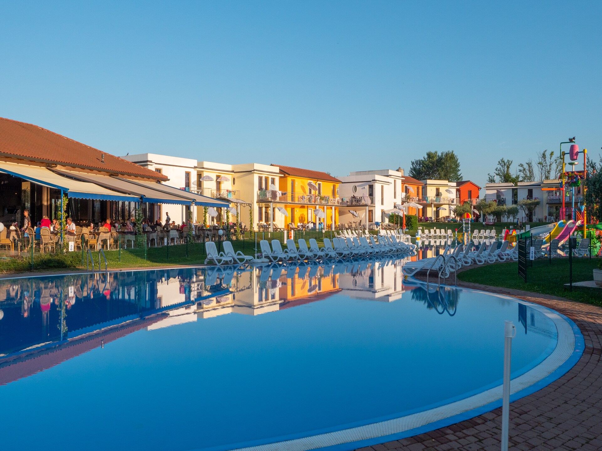Ruim appartement voor 6 personen in Castelnuovo del Garda - foto 37