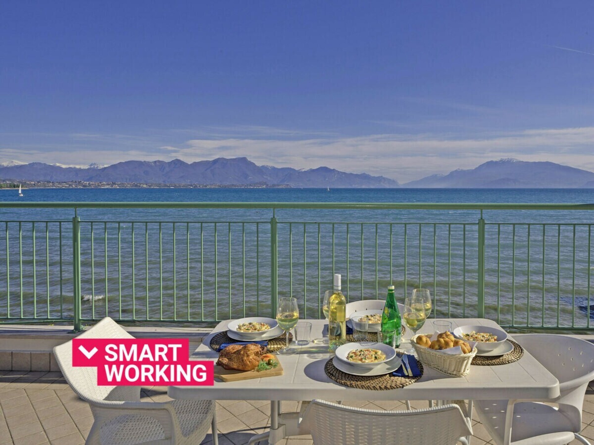 Modern appartement aan het Gardameer met zwembad en meerzicht in Desenzano - foto 8