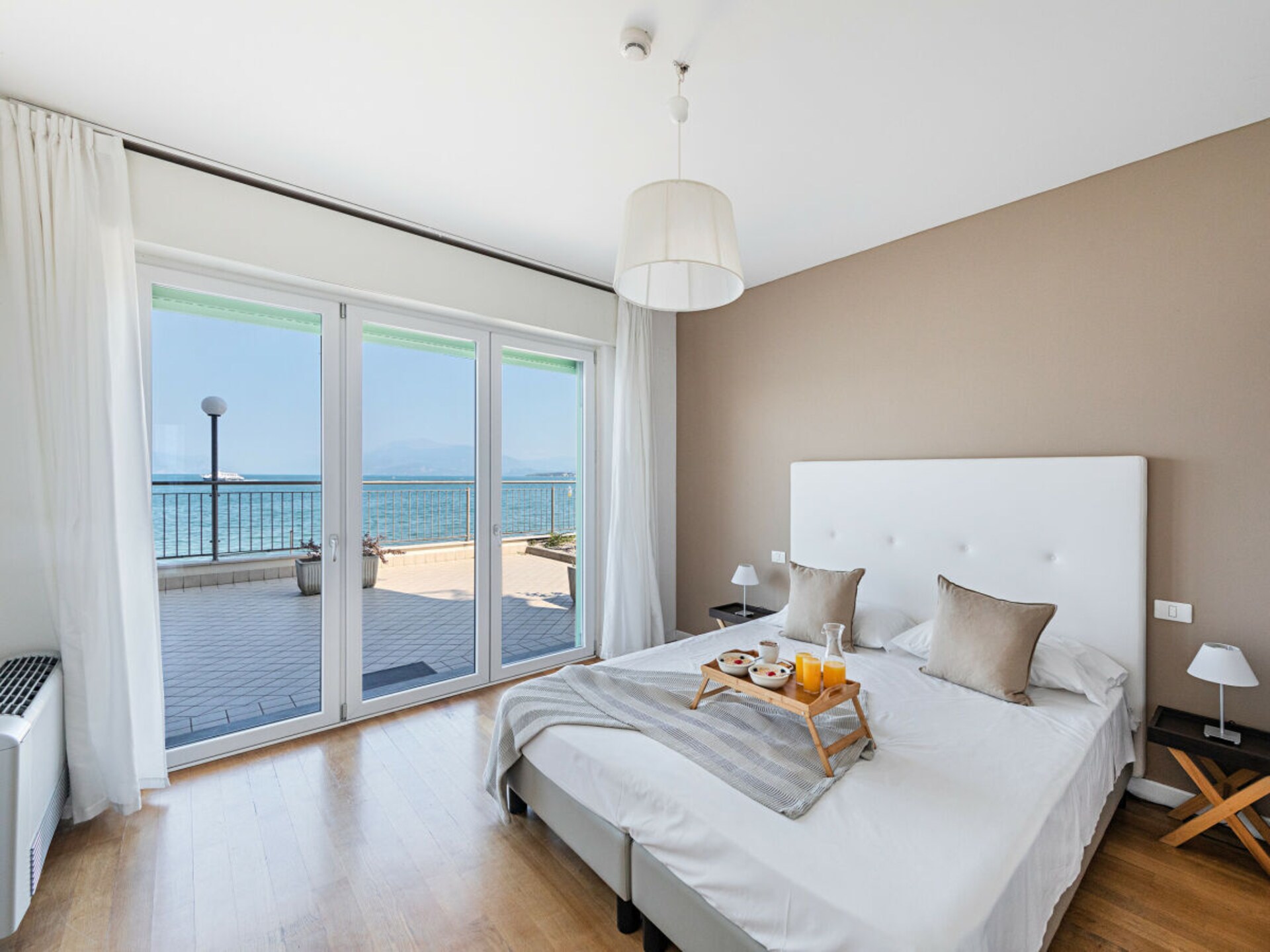 Modern appartement aan het Gardameer met zwembad en meerzicht in Desenzano - foto 19