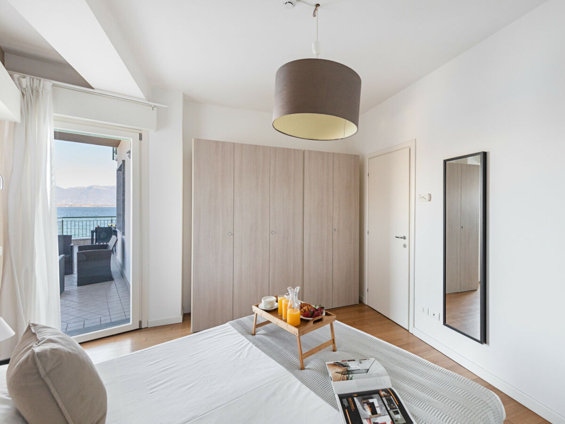 Modern appartement aan het Gardameer met zwembad en meerzicht in Desenzano - foto 21