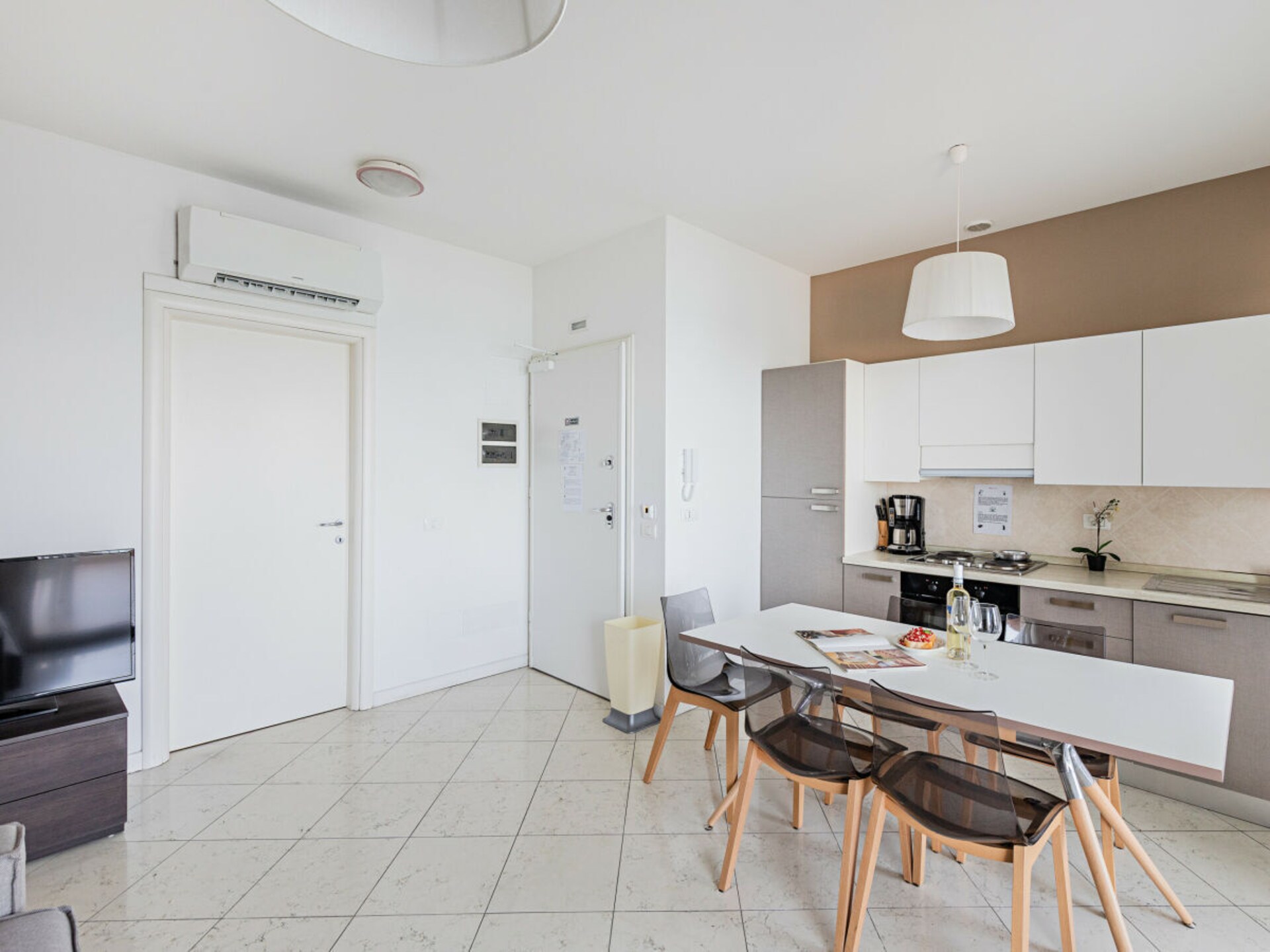 Modern appartement aan het Gardameer met zwembad en meerzicht in Desenzano - foto 26