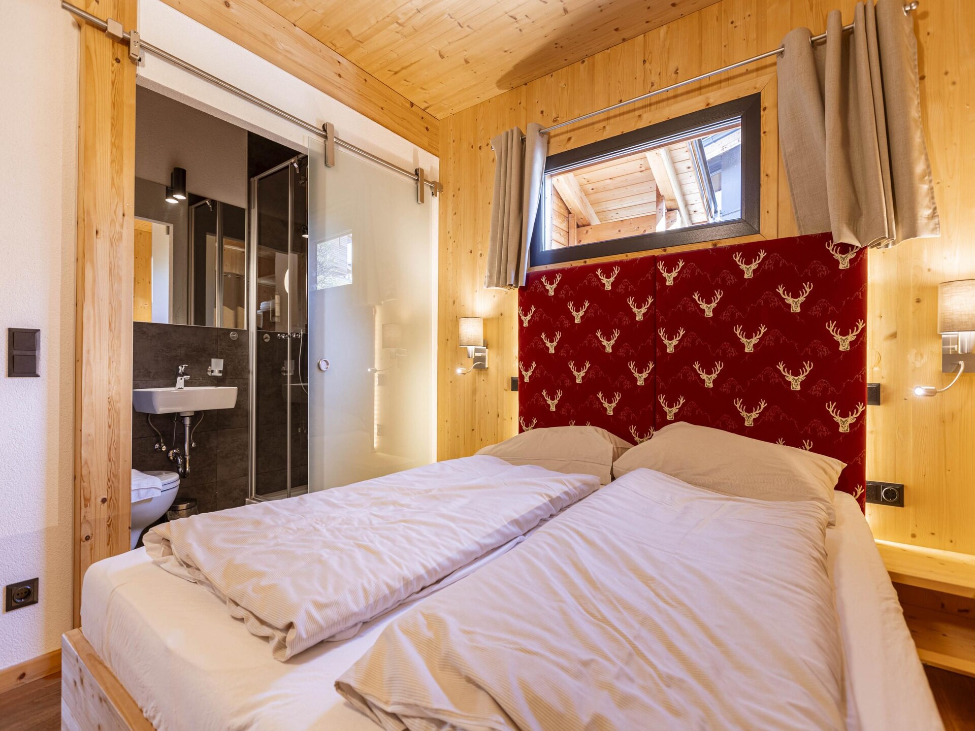 Ski-in/ski-out chalet voor 9 met sauna, bubbelbad en Dachstein uitzicht - foto 12