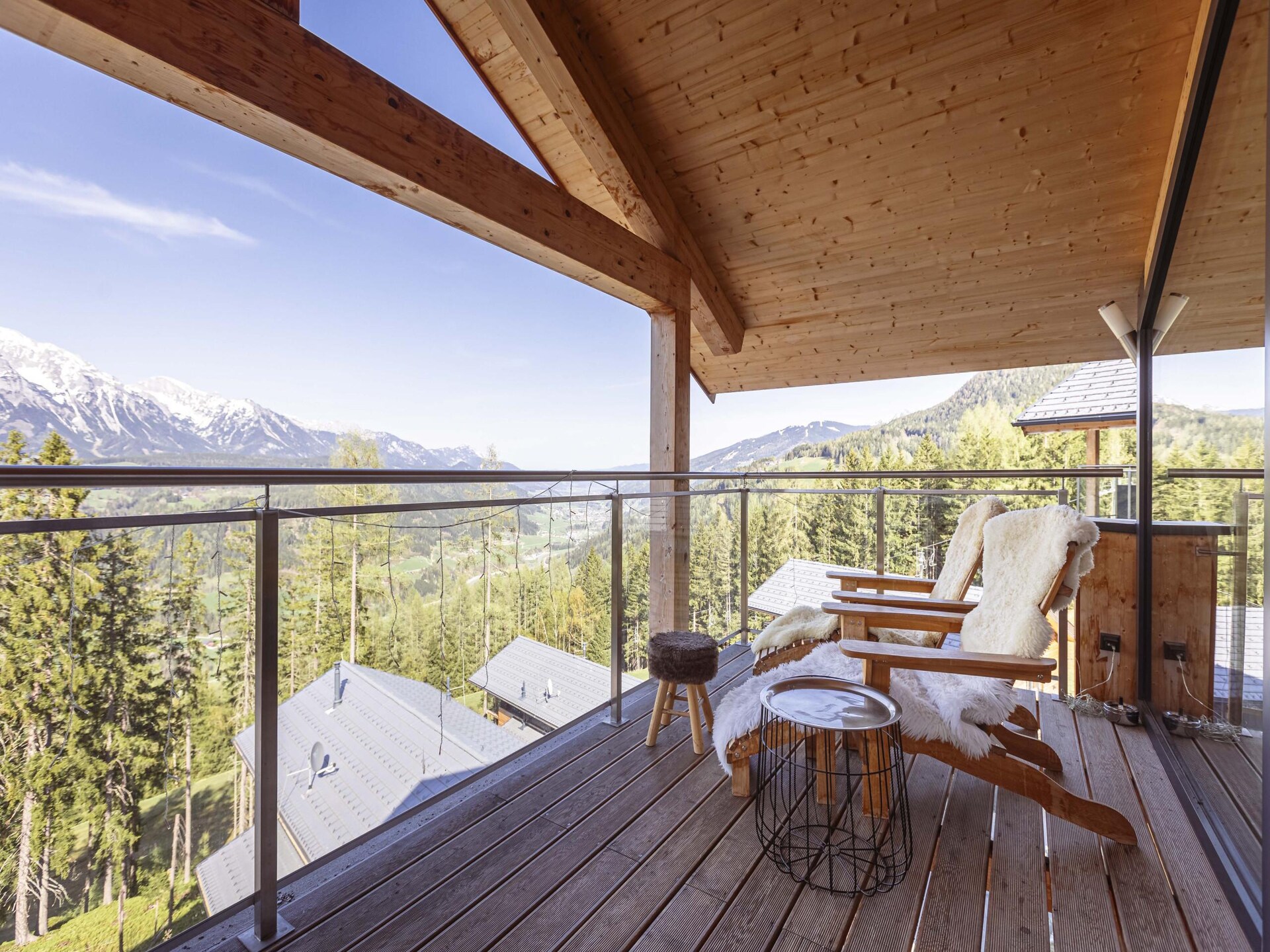 Ski-in/ski-out chalet voor 9 met sauna, bubbelbad en Dachstein uitzicht - foto 16