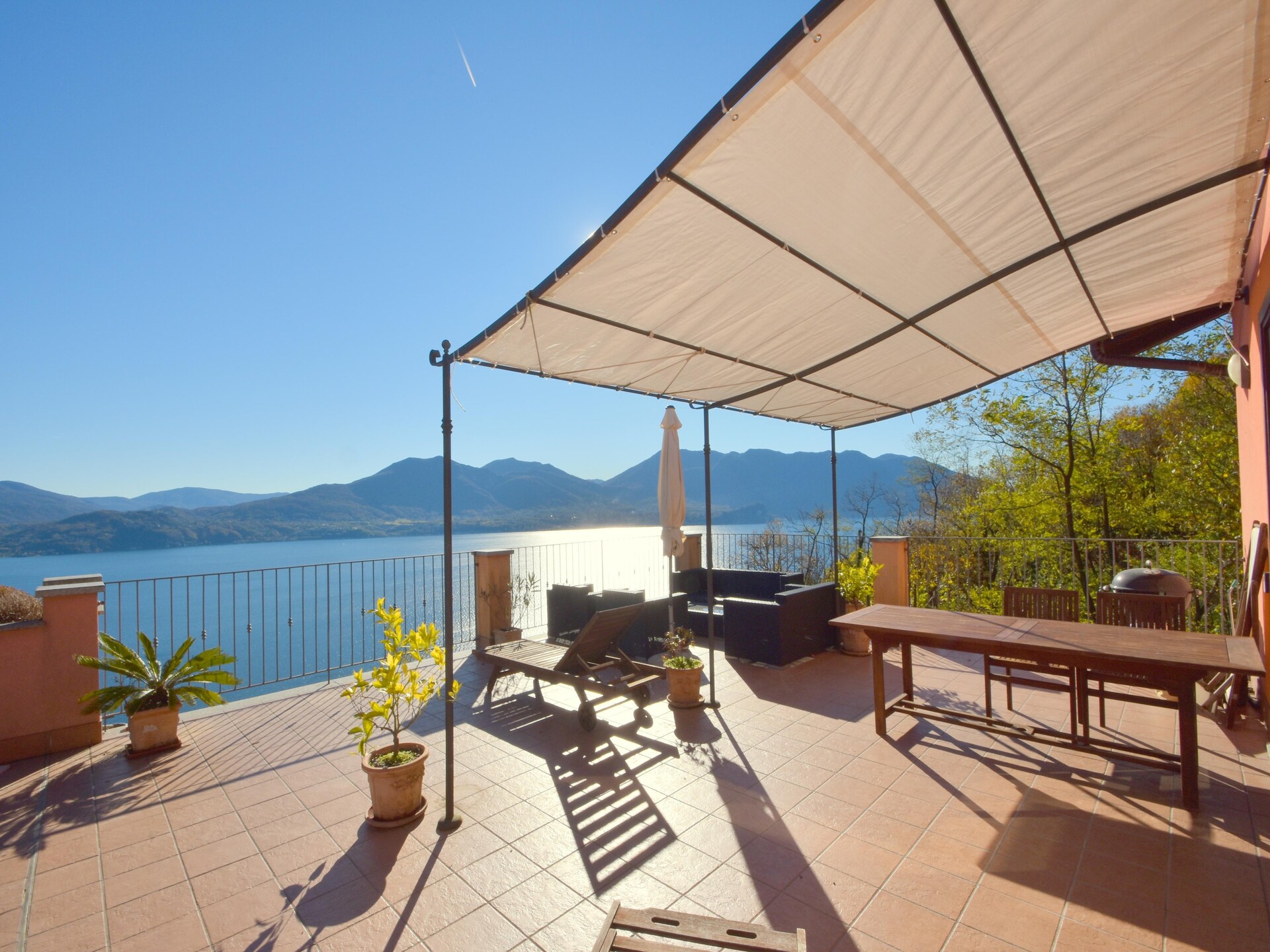 Appartement met panoramisch uitzicht op het Lago Maggiore bij Oggebbio - foto 16
