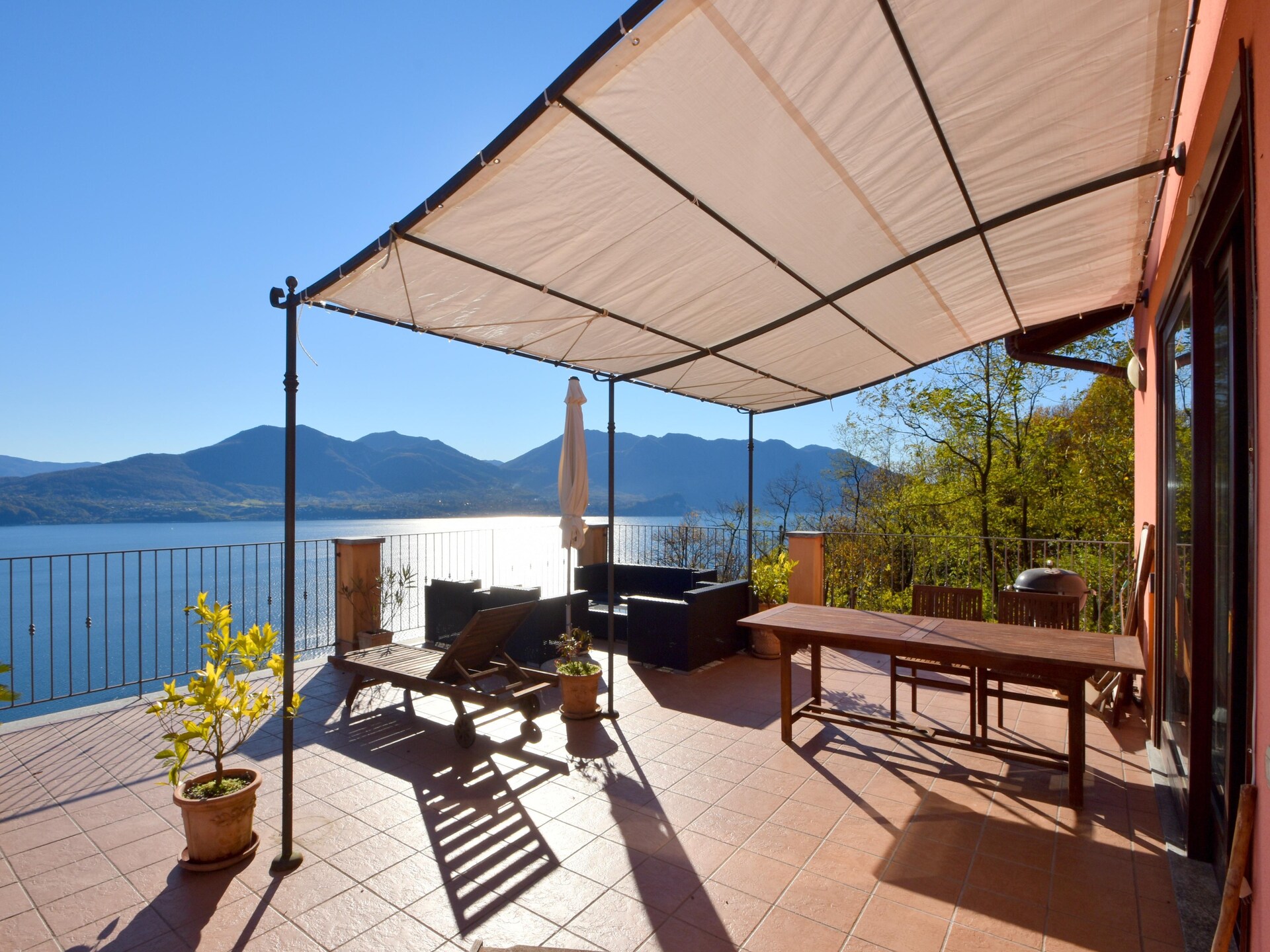 Appartement met panoramisch uitzicht op het Lago Maggiore bij Oggebbio - foto 5