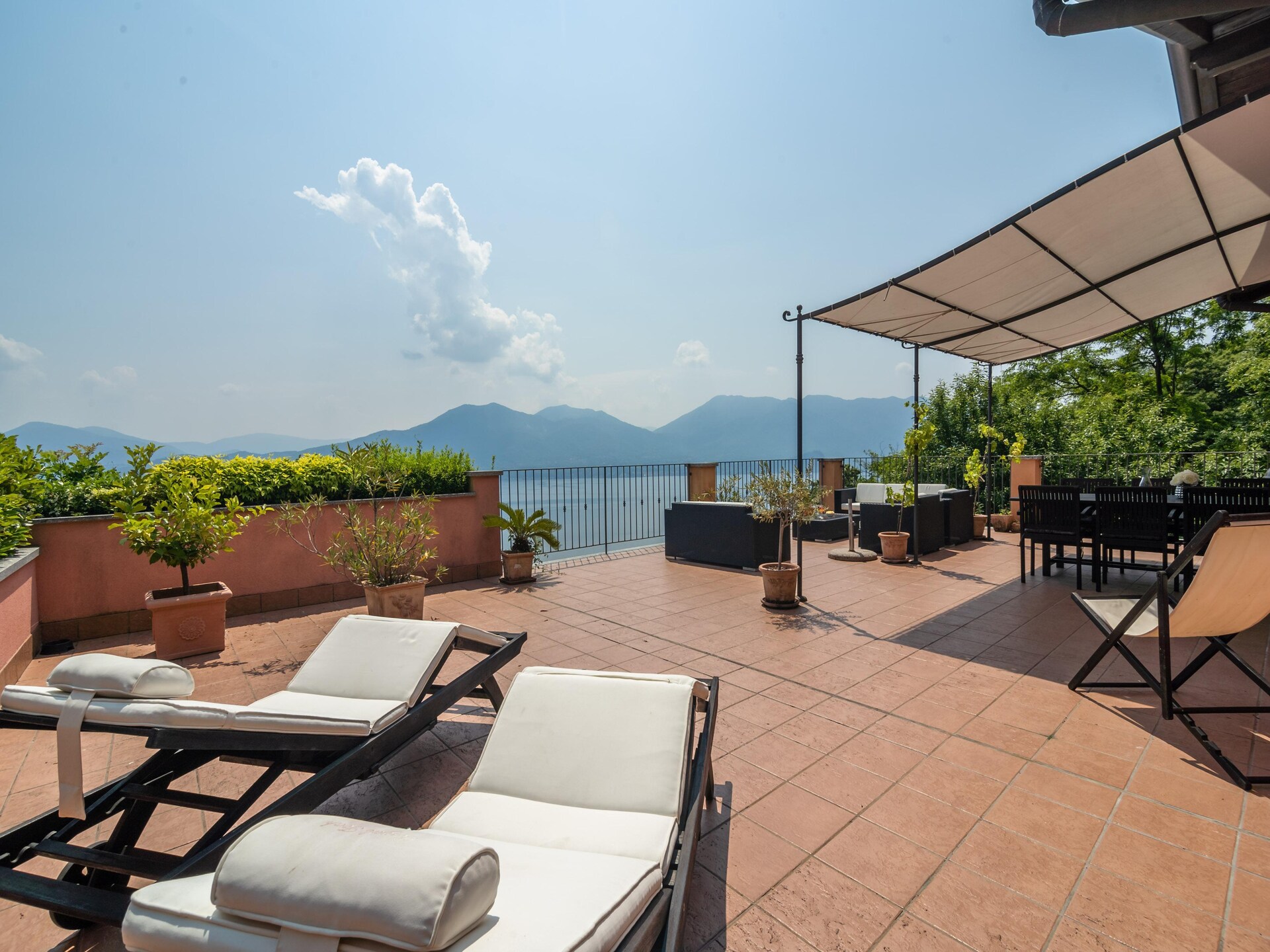 Appartement met panoramisch uitzicht op het Lago Maggiore bij Oggebbio - foto 19