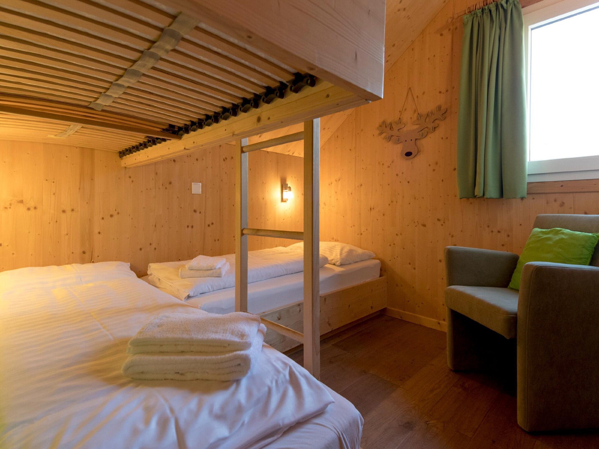 Chalet 15 aan de Kreischberg: 100m van de piste, met bubbelbad en boszicht - foto 18