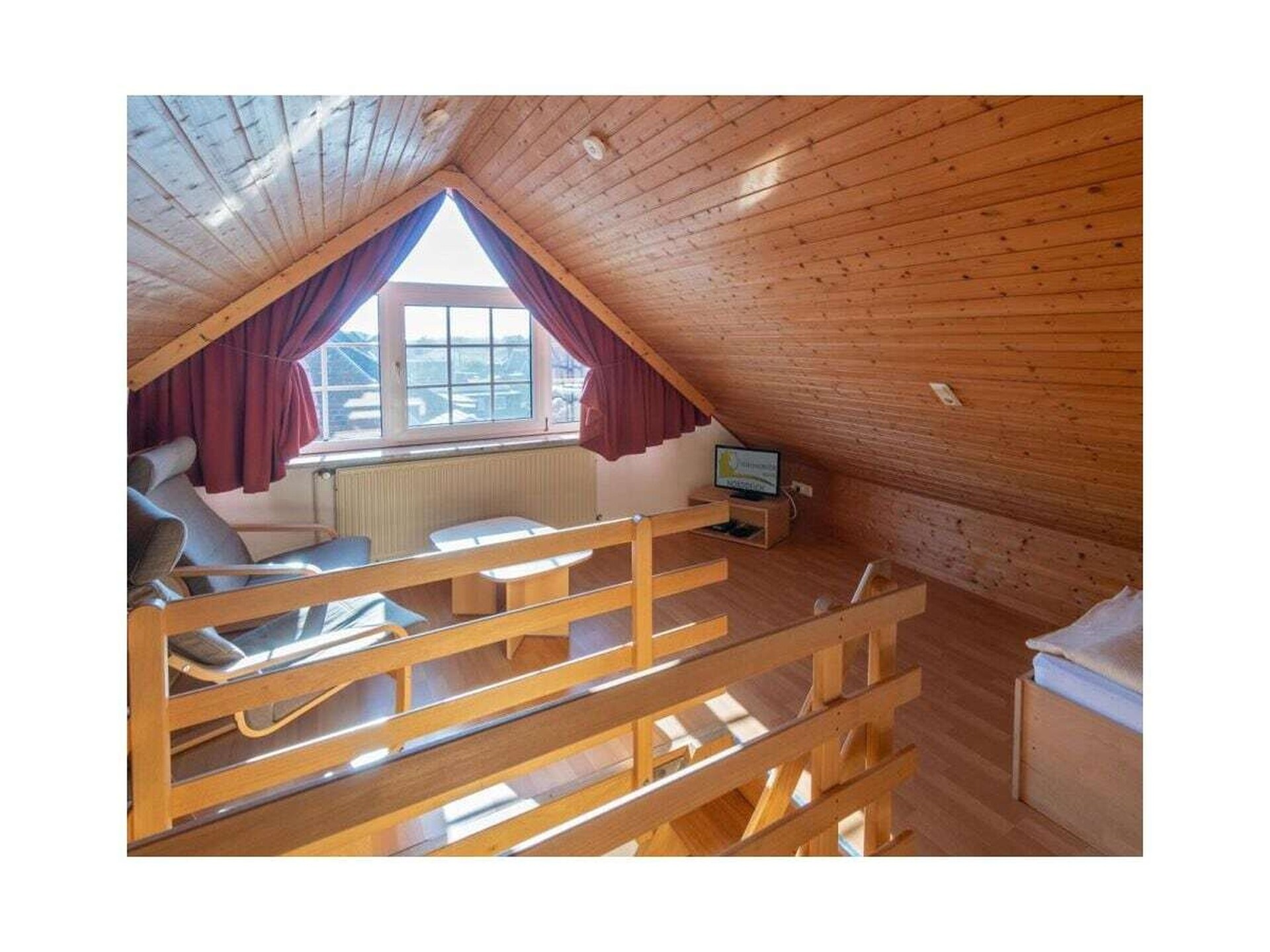 Licht appartement met balkon op loopafstand van strand Norddeich - foto 16