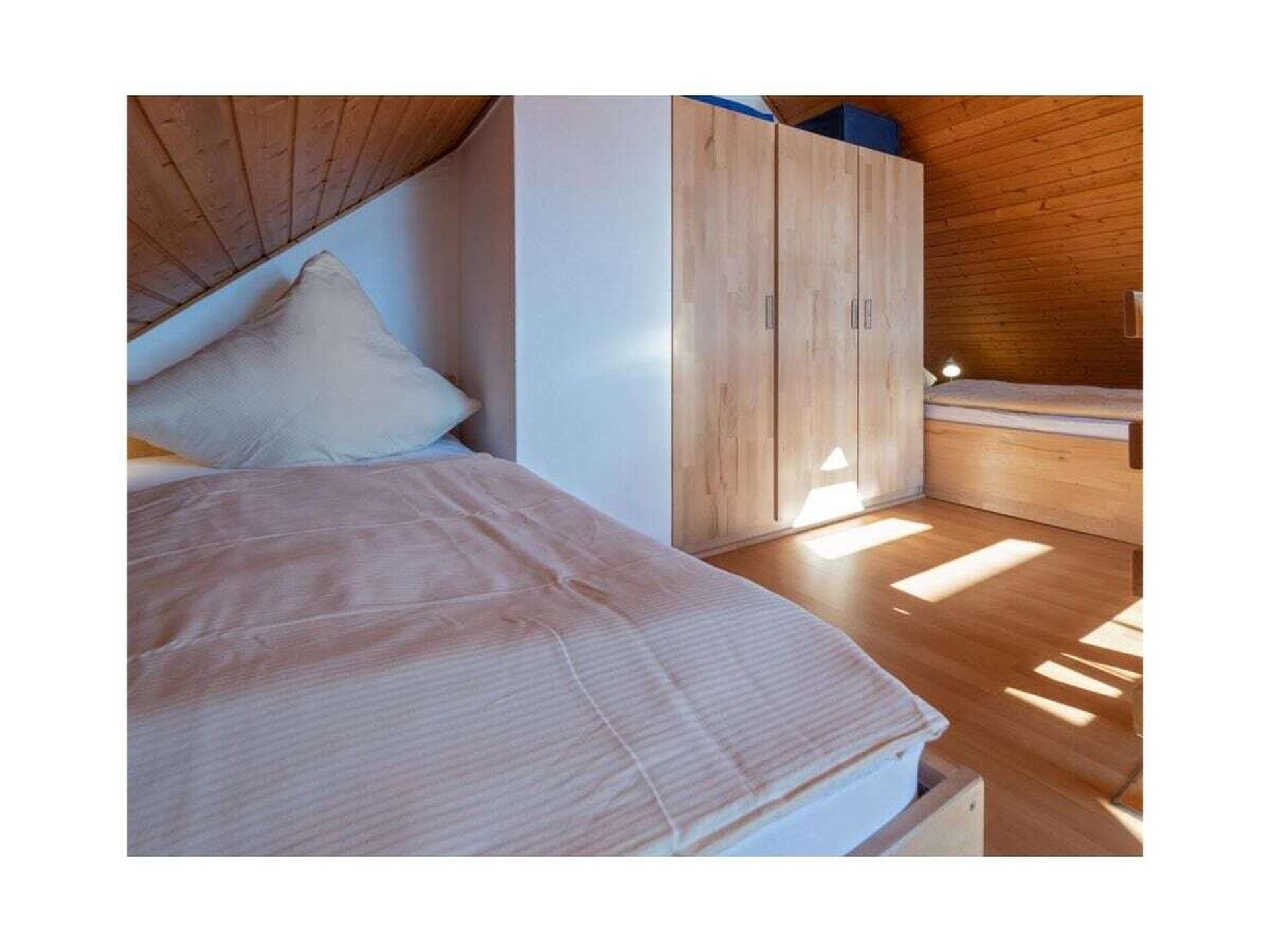 Licht appartement met balkon op loopafstand van strand Norddeich - foto 10