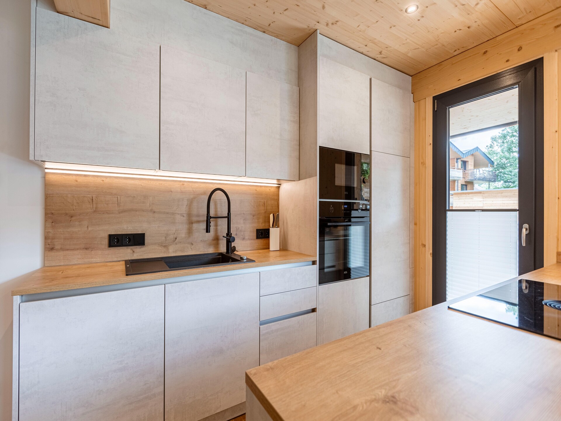 Appartement met privé-spa, sauna & verwarmd zwembad op 240m van de skilift - foto 7