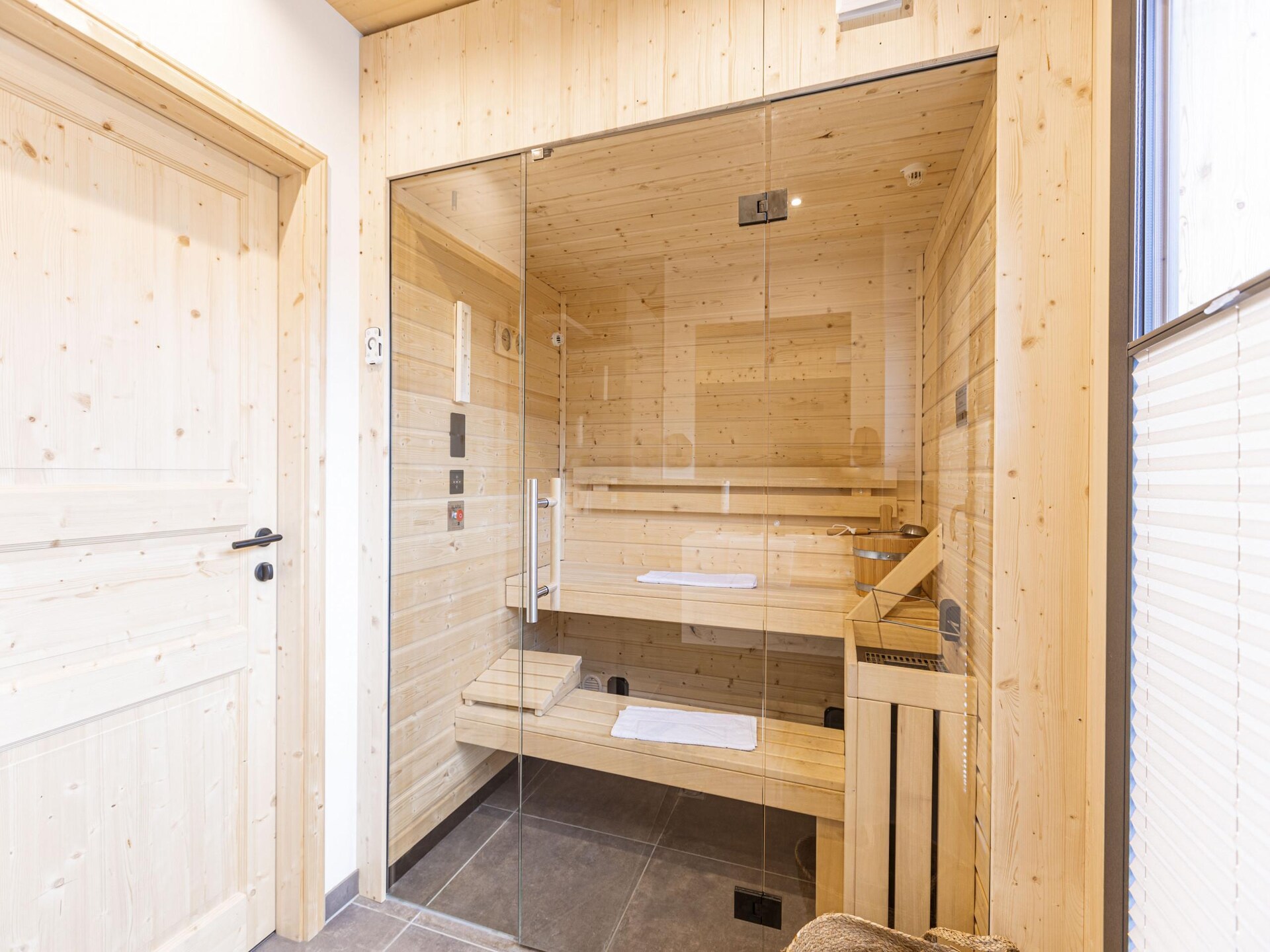 Luxe penthouse met privé-spa & buitenbad op 240m van de gondellift - foto 36