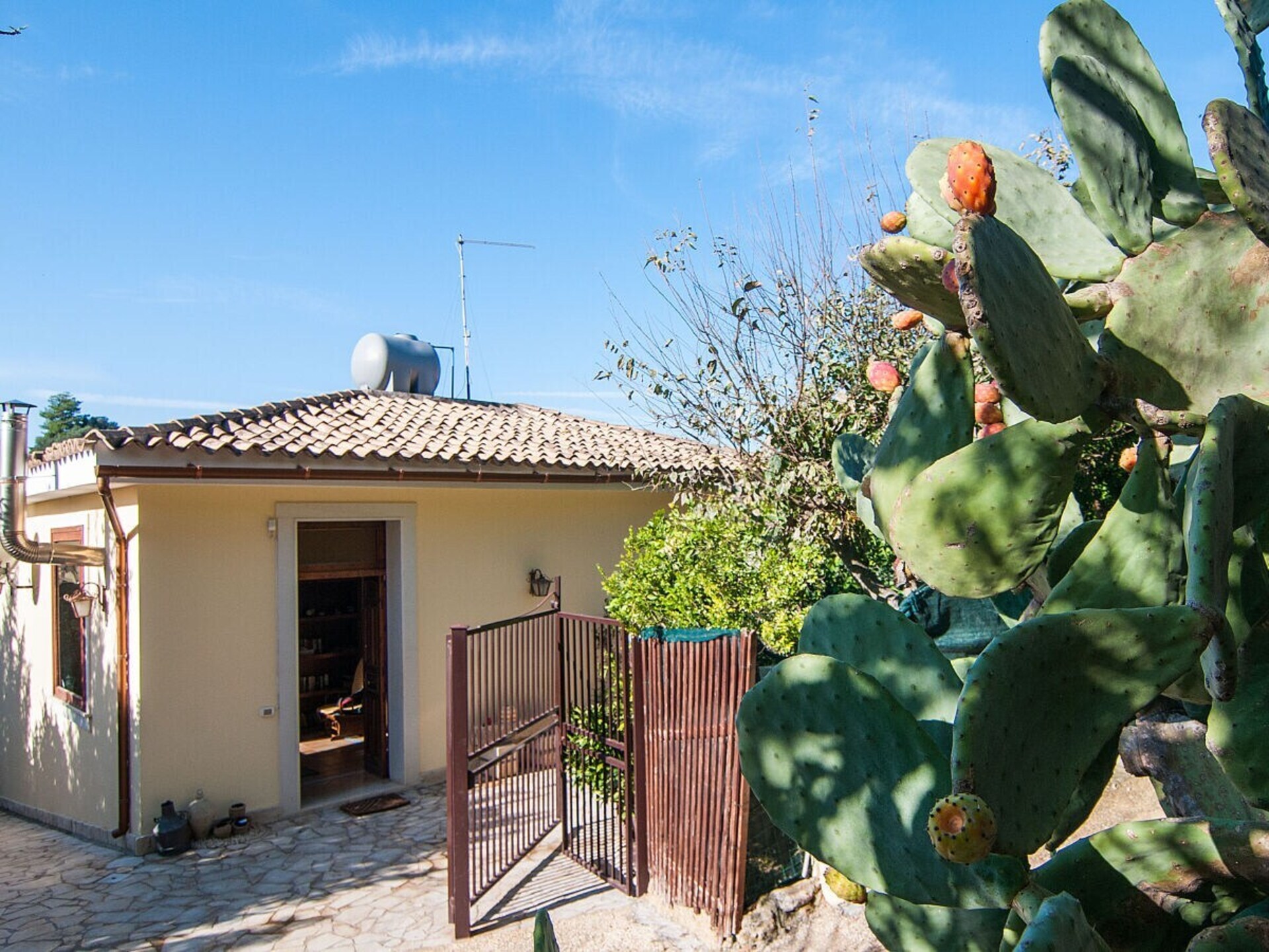 Zonnig vakantiehuis met citroentuin, 300m van strand in Noto Marina - foto 4