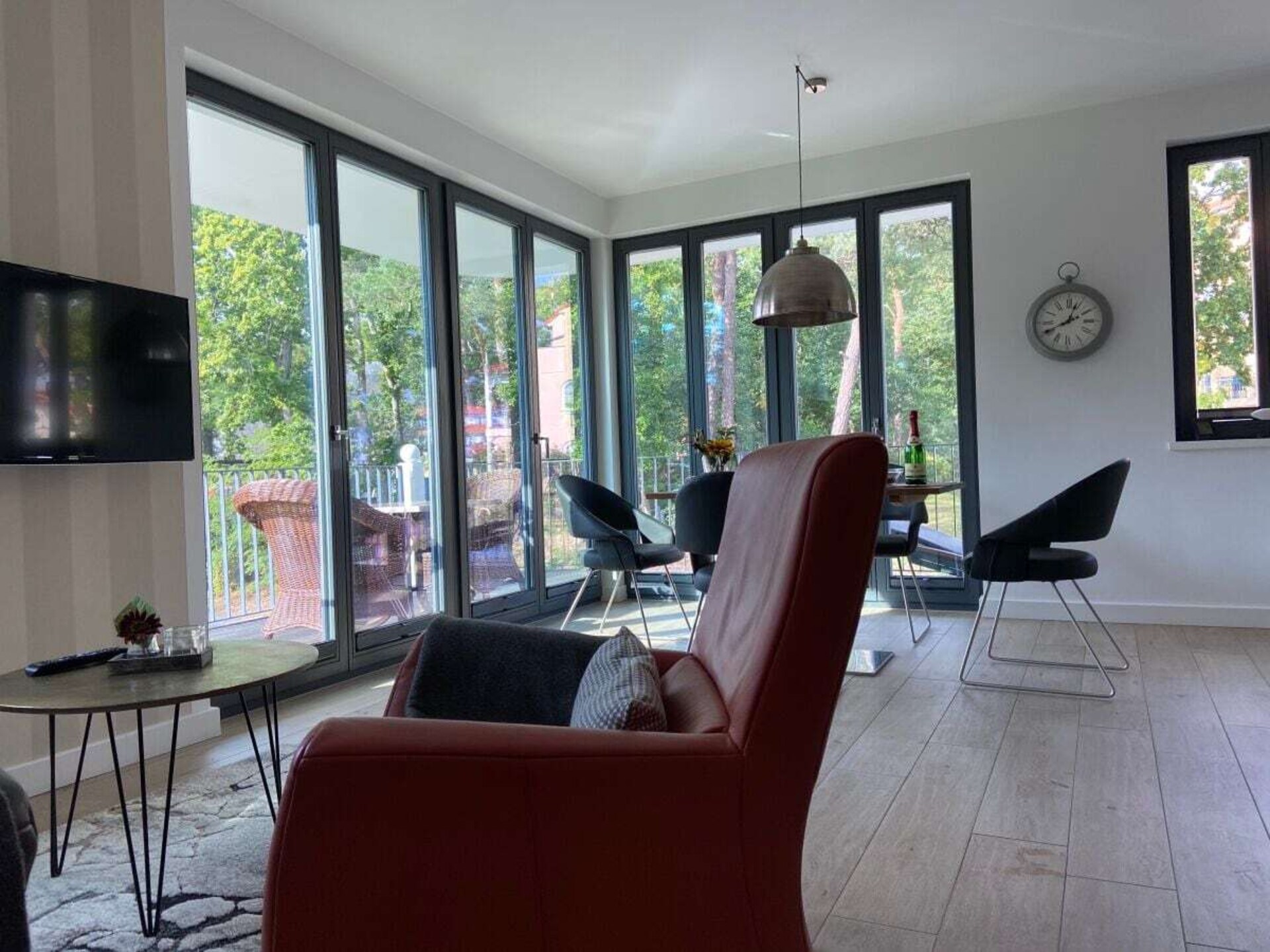 Strandvilla Andrea – Modern appartement met balkon op 80 meter van het strand - foto 17
