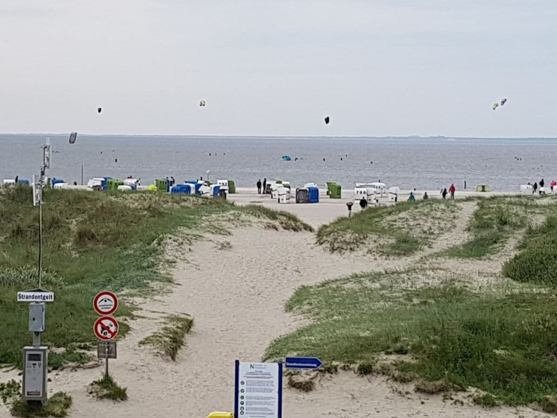 Comfortabel vakantiehuis met grote omheinde tuin in Großheide - foto 16