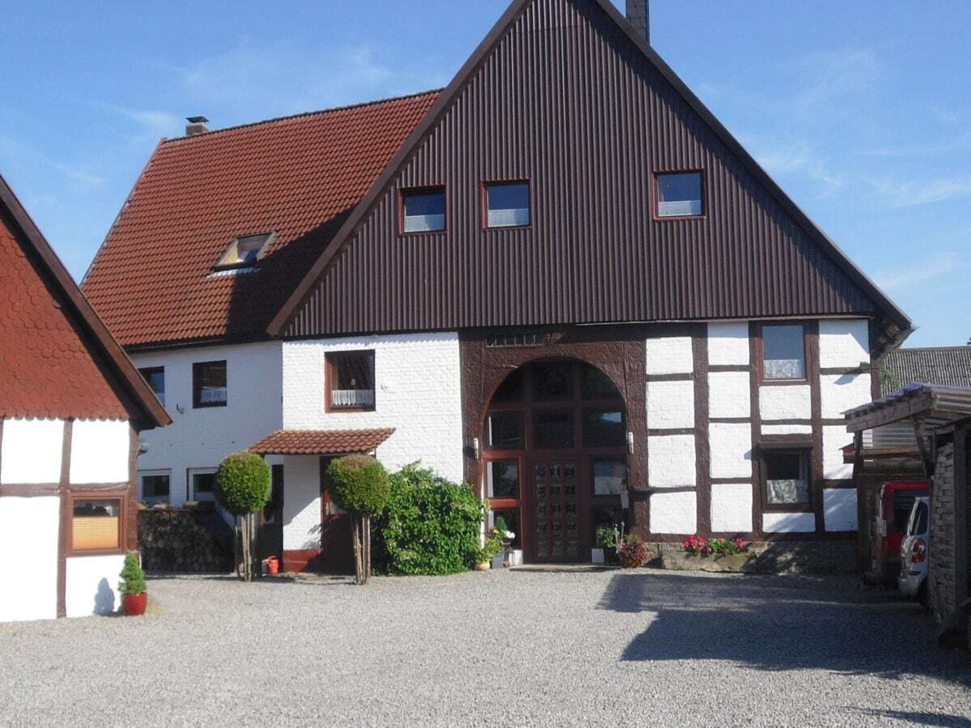 Groepsvakantiehuis Blomberg voor 18 personen met open haard en tuin - foto 1