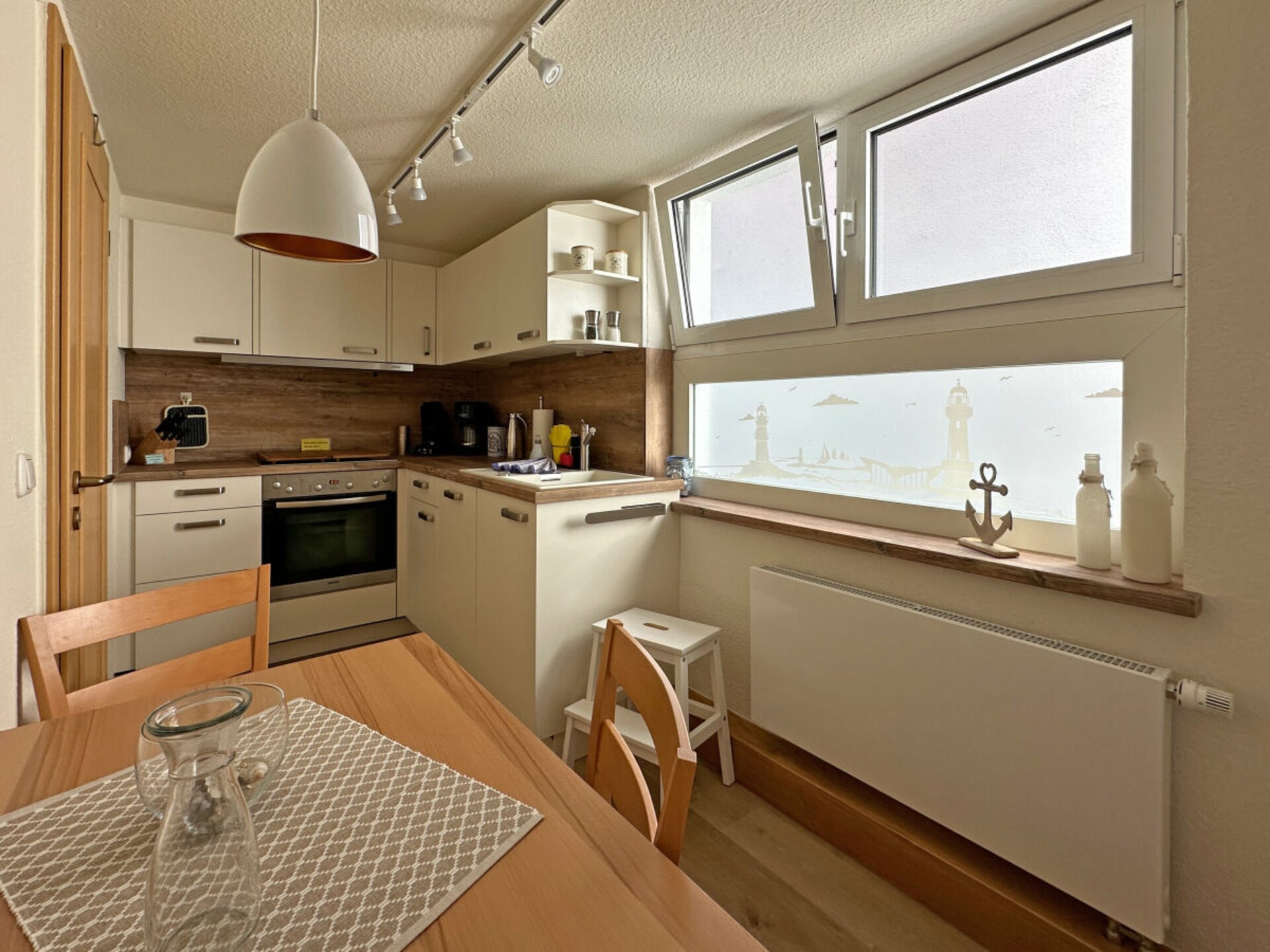 Gerenoveerd 4-sterren appartement in oud vissershuis – centrum Warnemünde - foto 12