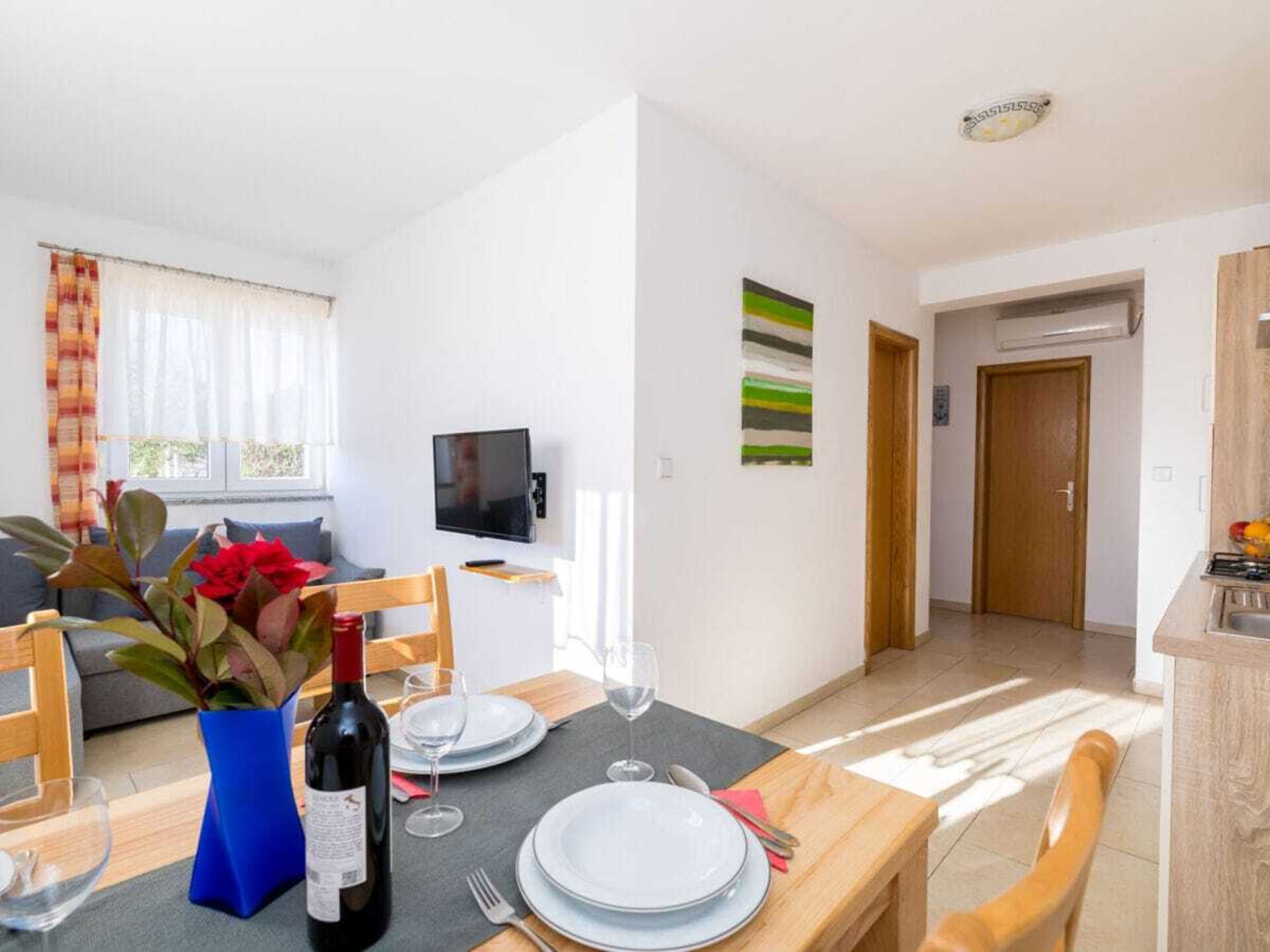 Ruim vakantiehuis met privézwembad en zeezicht bij Krk voor 8 personen - foto 29