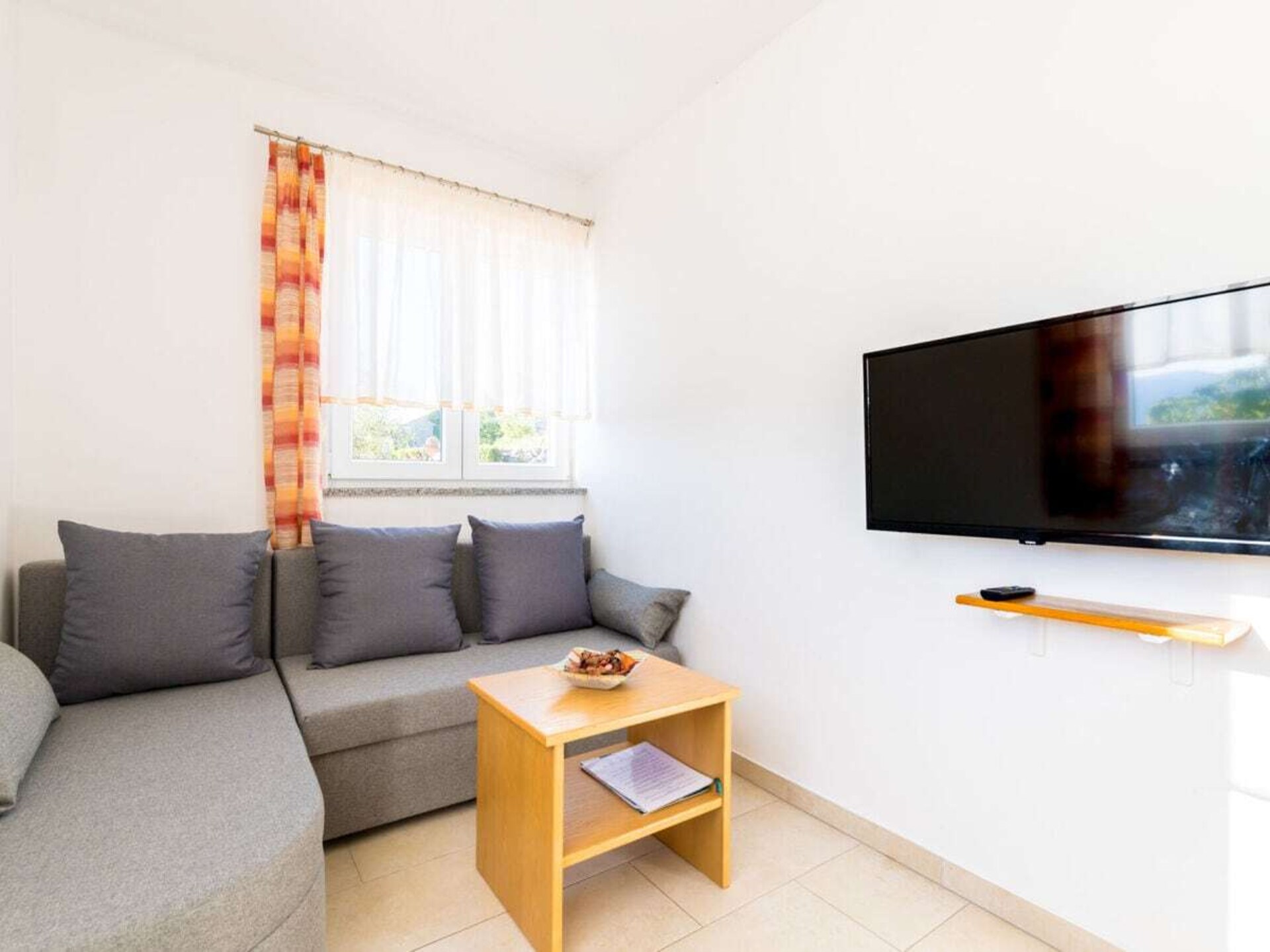 Ruim vakantiehuis met privézwembad en zeezicht bij Krk voor 8 personen - foto 31