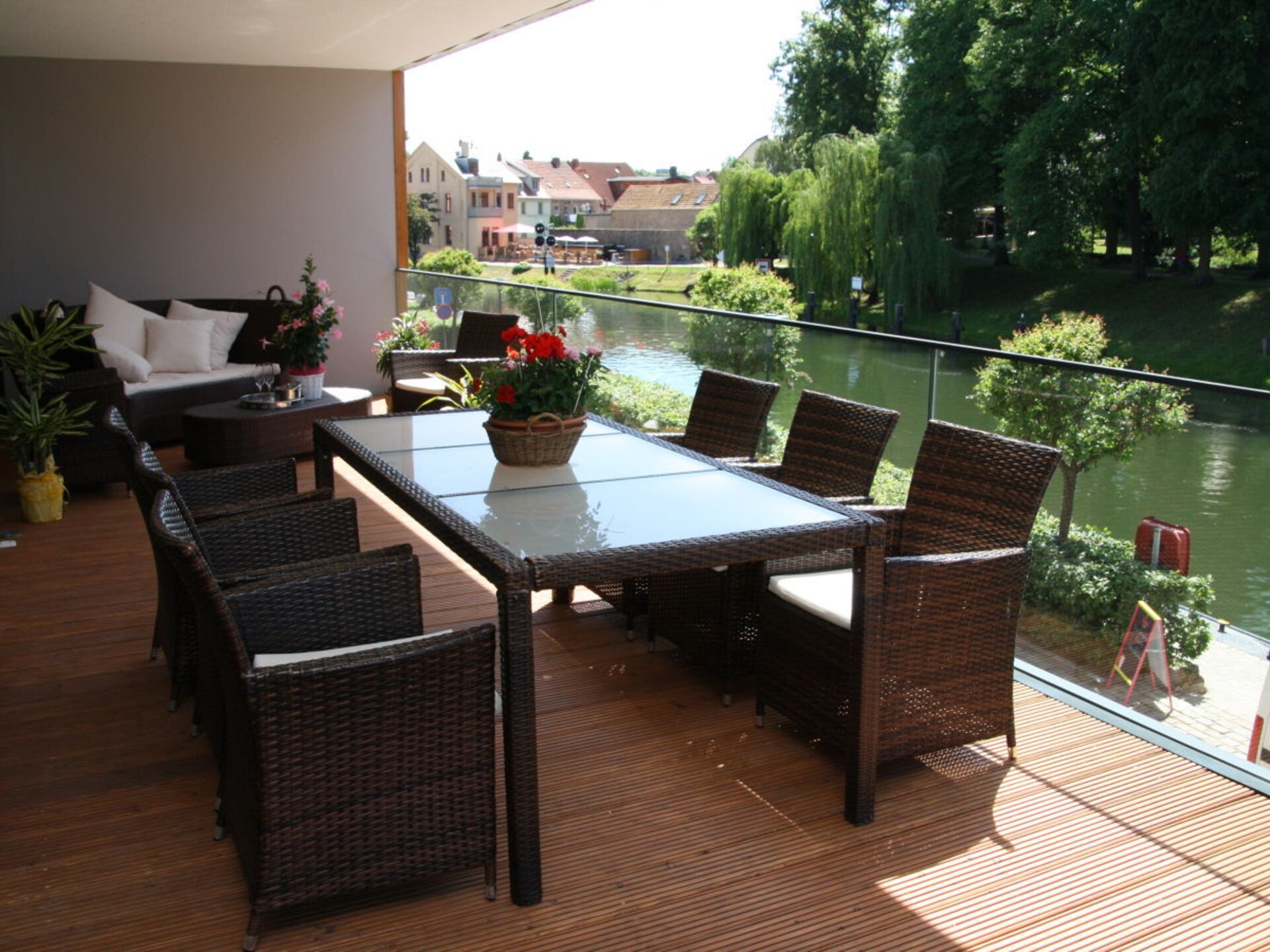 Luxe vakantiehuis met whirlpool en panoramisch uitzicht in Plau am See - foto 3