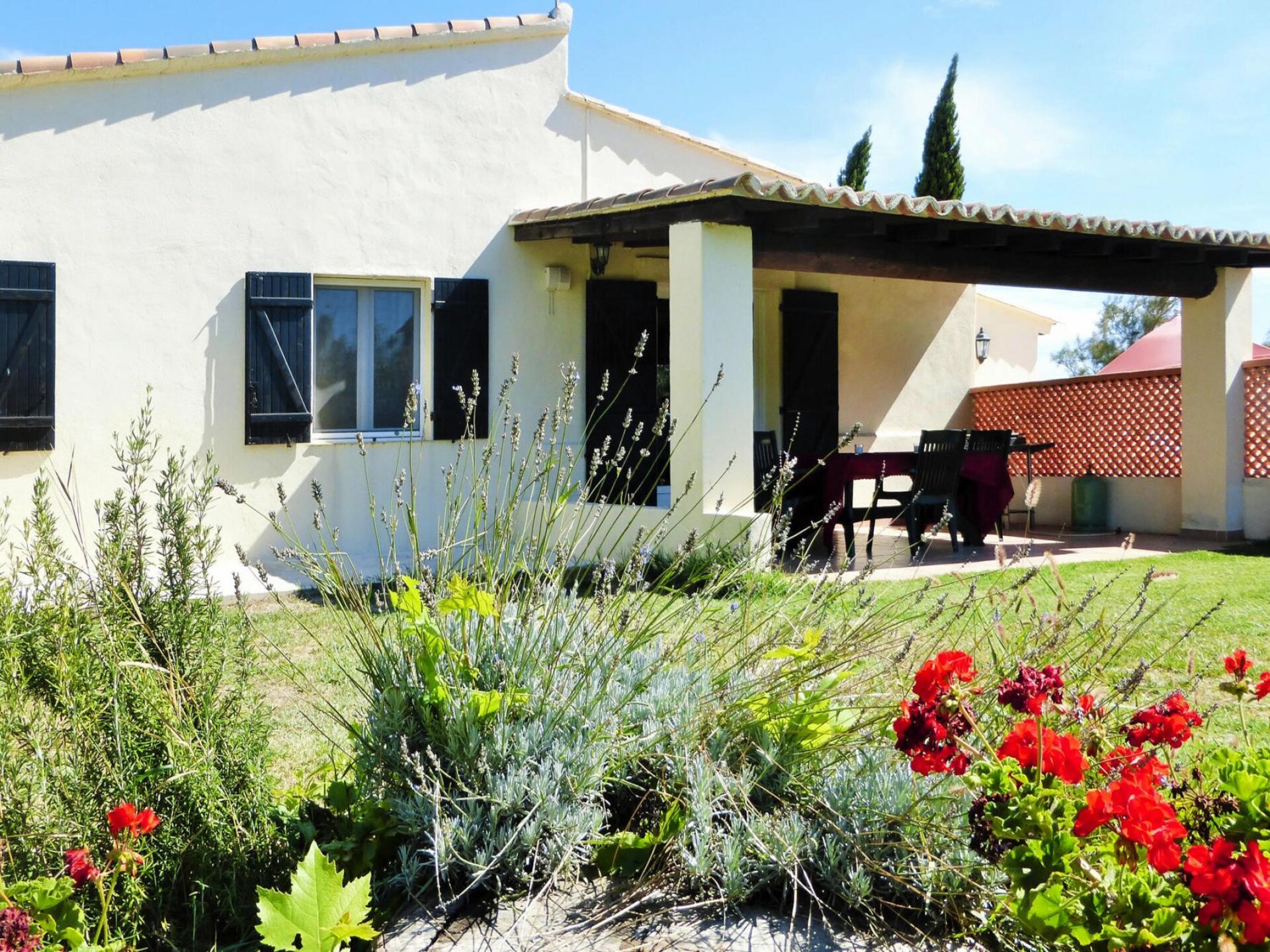 Vrijstaand vakantiehuis in de Camargue met airco, tuin en huisdieren welkom - foto 3