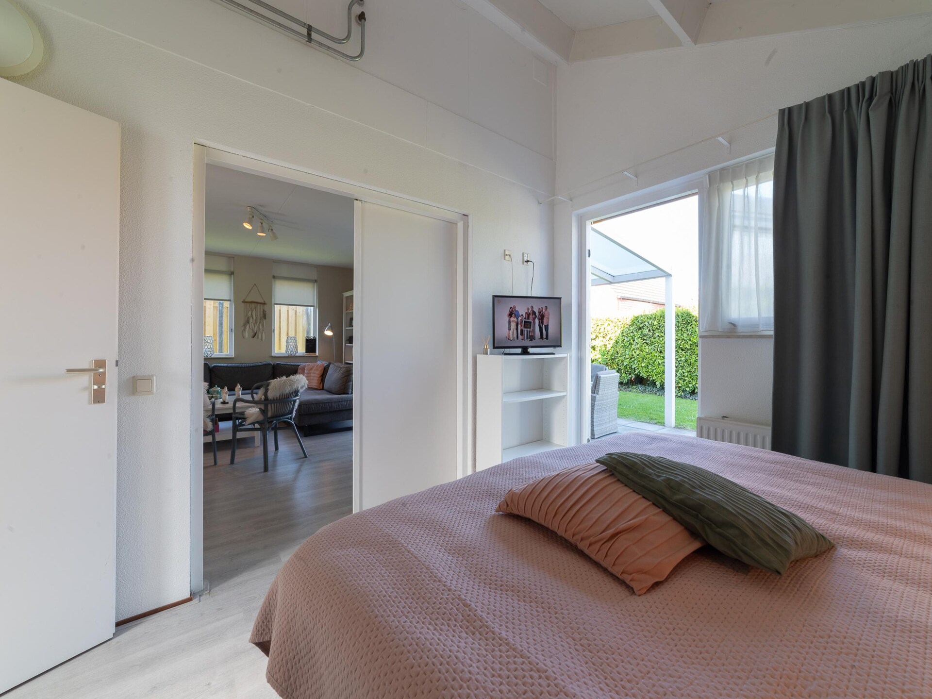 Vrijstaande villa op 300m van zee en centrum Wemeldinge - foto 11