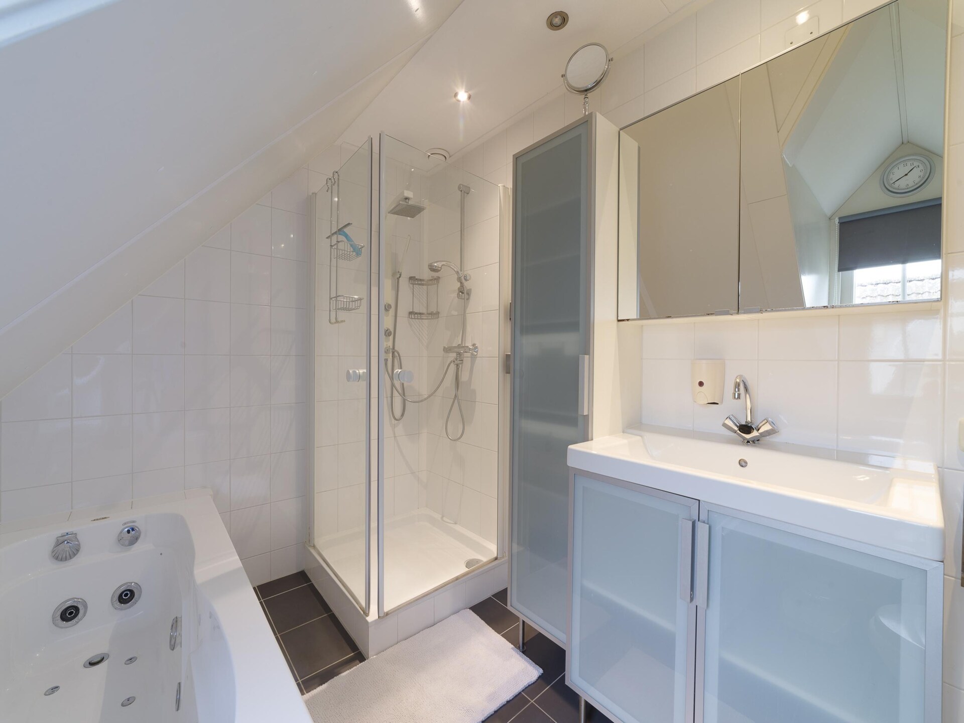 Vrijstaand vakantiehuis met sauna op 300m van de Zeeuwse kust - foto 13