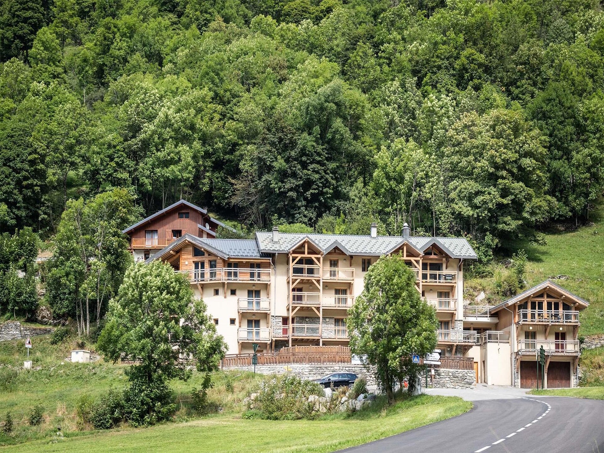 Gerenoveerd 14-persoons appartement met spa en uitzicht op de Vanoise - foto 8