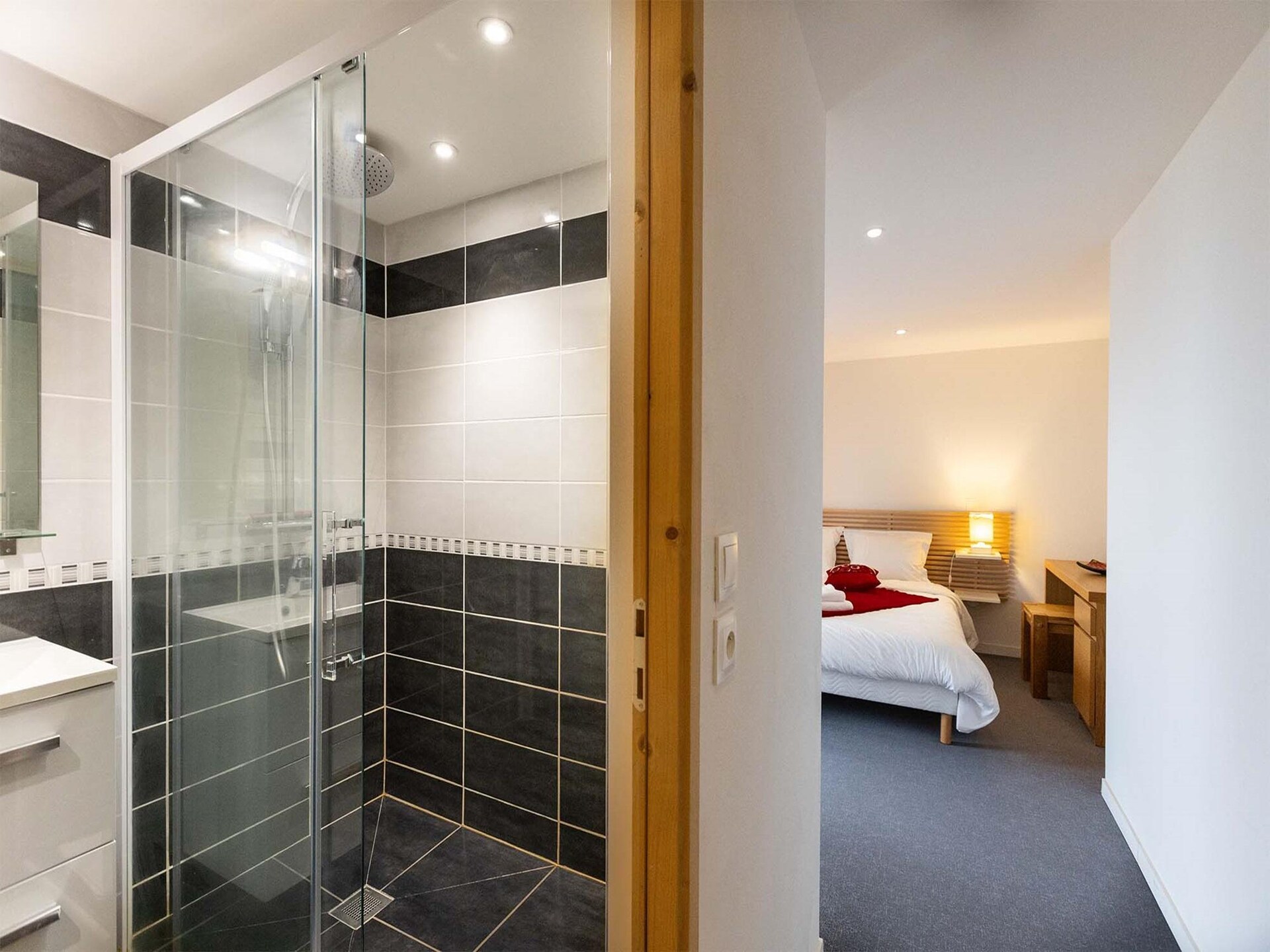 Gerenoveerd 14-persoons appartement met spa en uitzicht op de Vanoise - foto 27