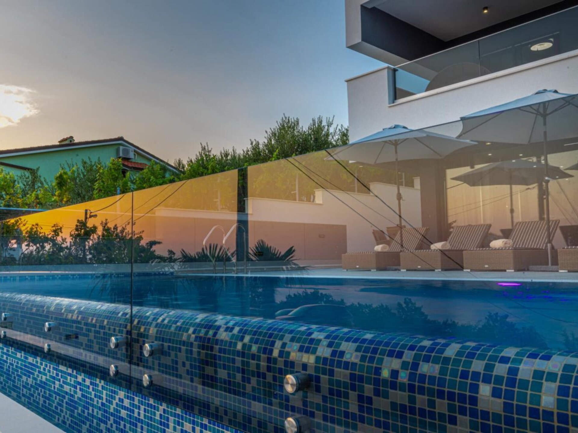 Lorena Stylish Sea View Villa – Luxe 4-slaapkamervilla met privézwembad in Crikvenica - foto 23