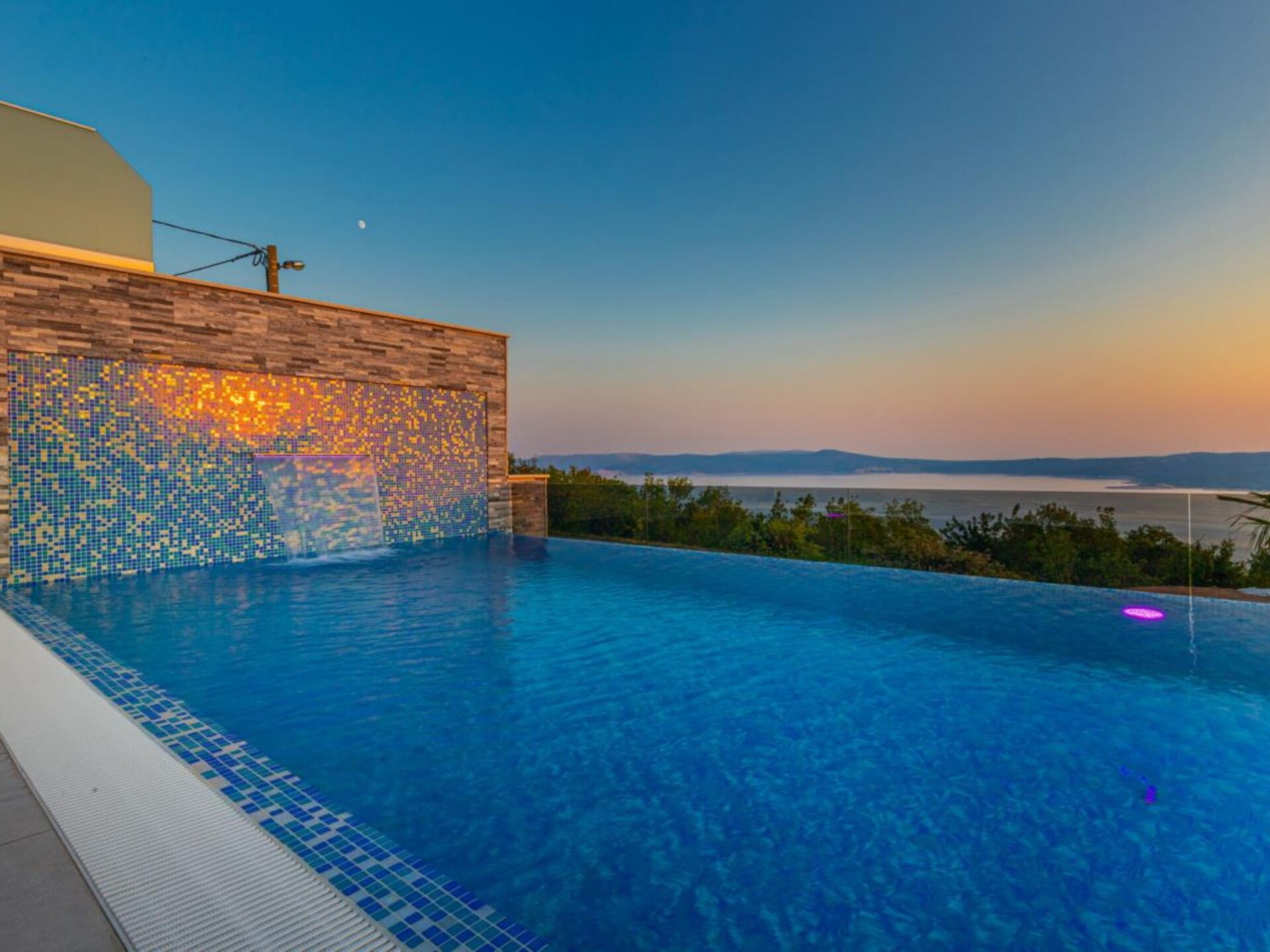 Lorena Stylish Sea View Villa – Luxe 4-slaapkamervilla met privézwembad in Crikvenica - foto 25