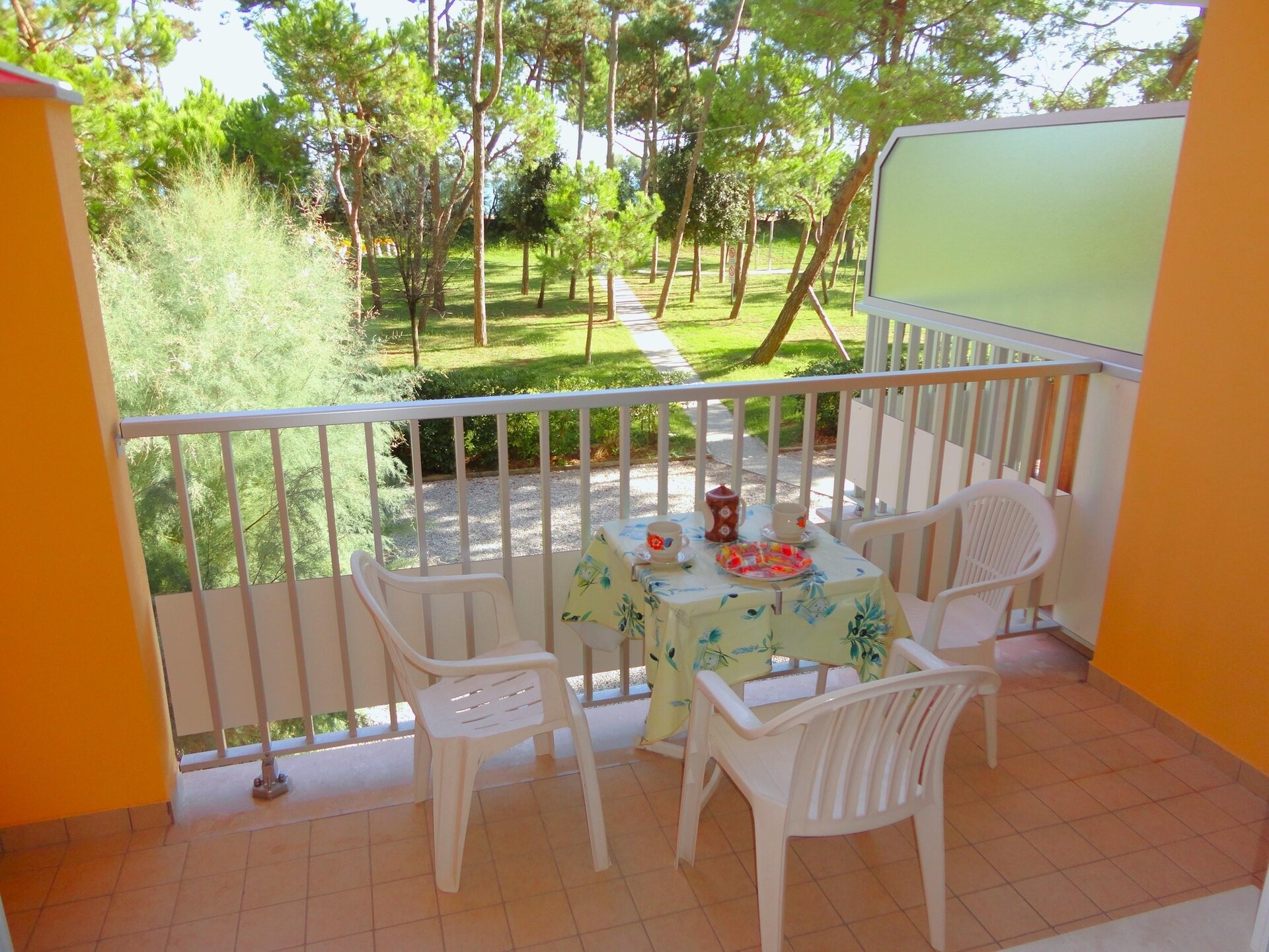 Licht appartement op 50 meter van zee met gedeelde tuin in Porto Santa Margherita - foto 5