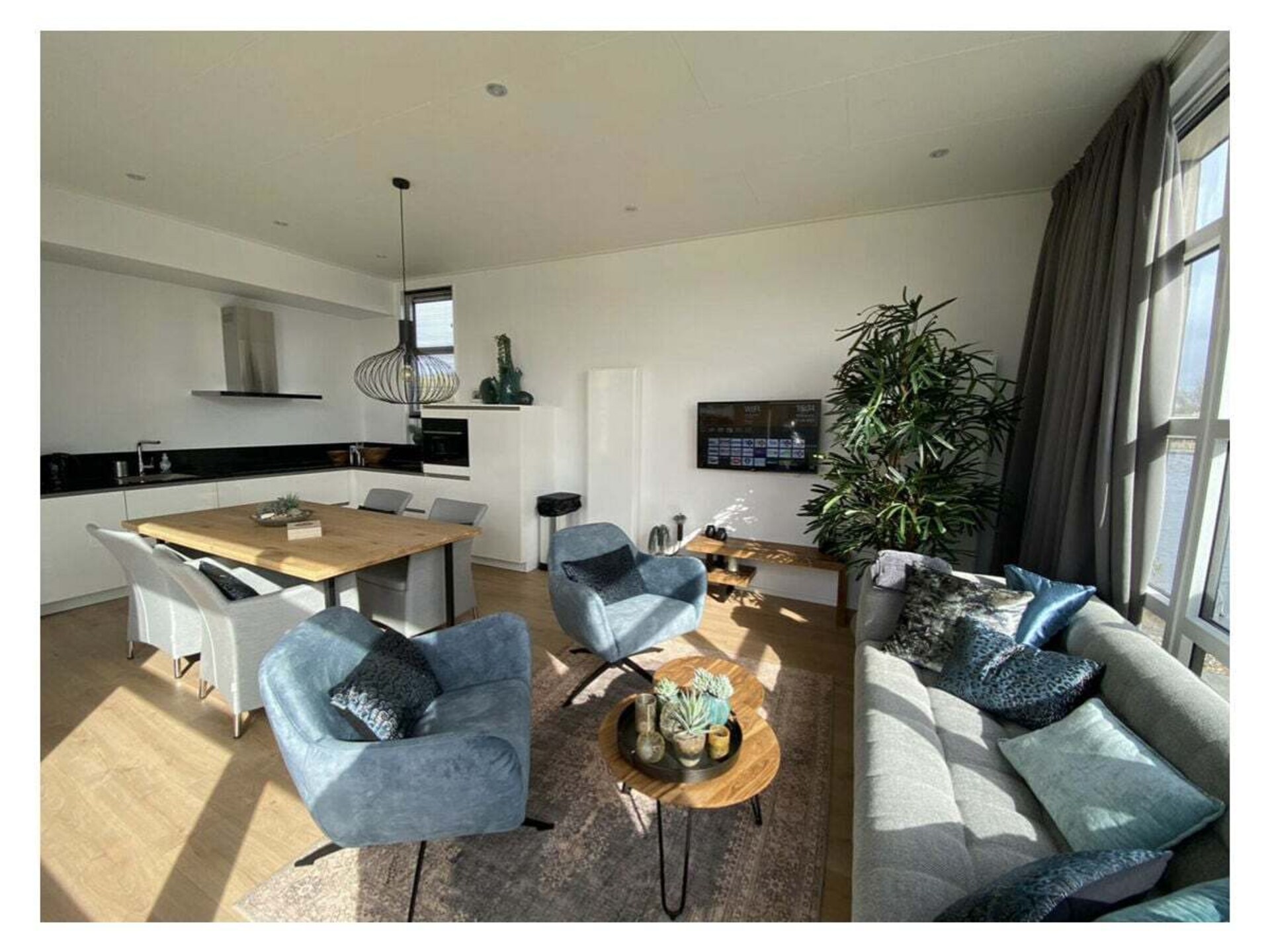 Chalet aan het water in Olburgen met privé-rivierzicht - foto 7
