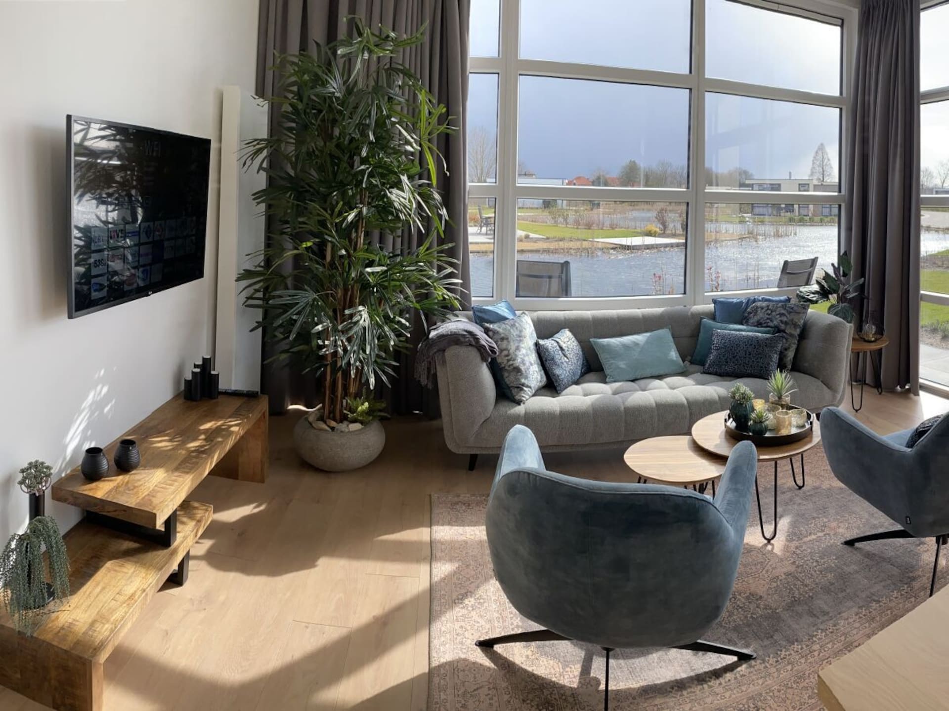Chalet aan het water in Olburgen met privé-rivierzicht - foto 8