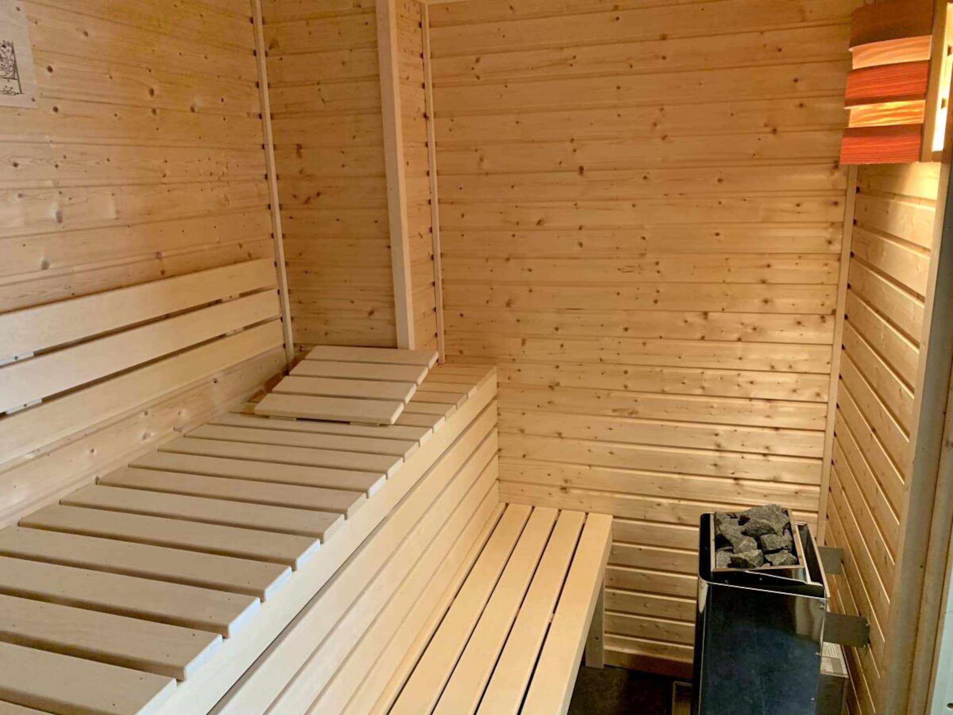 Paardenboerderij met privésauna en omheind terras in Holßel - foto 10