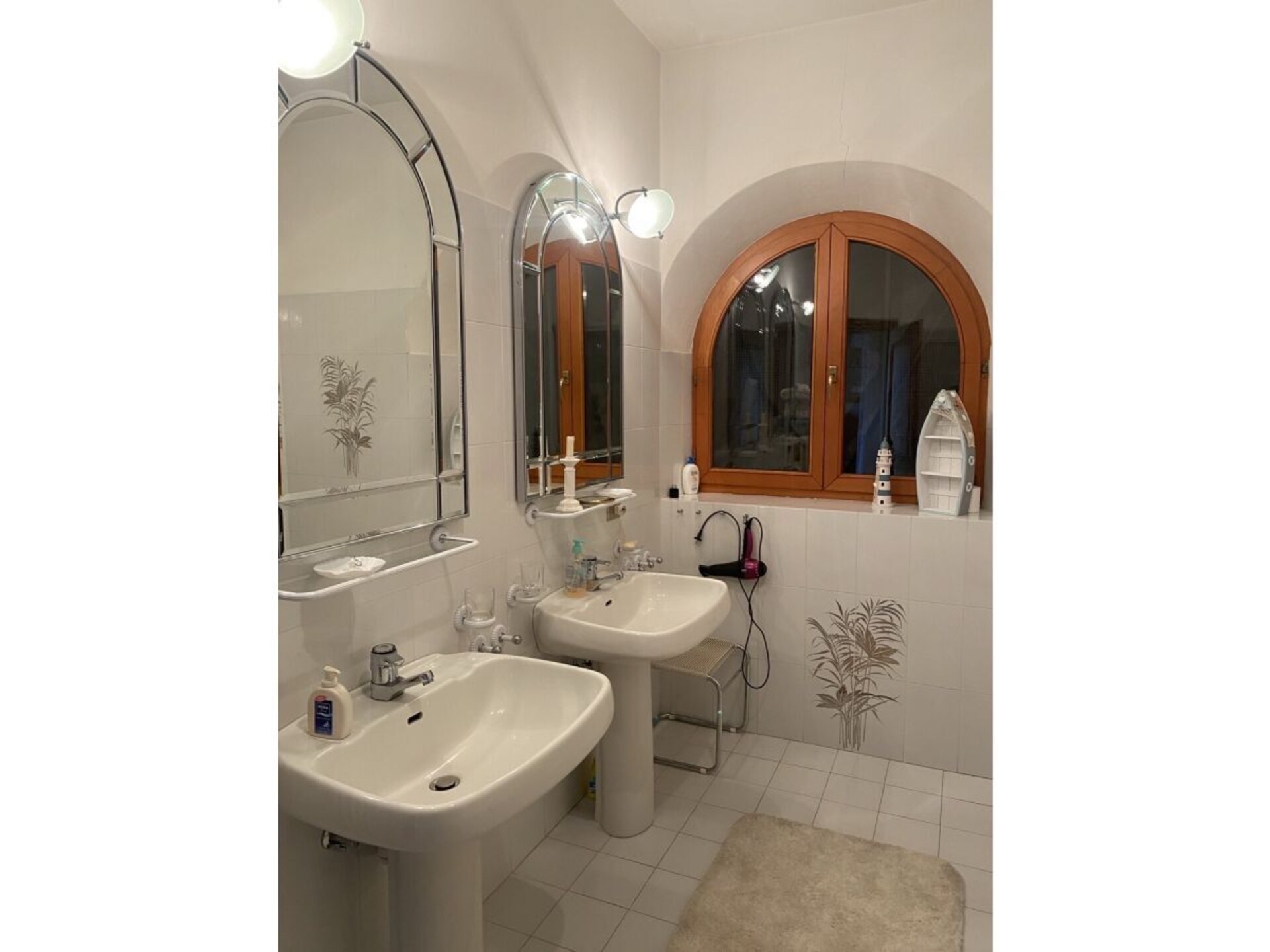 Ruime villa met jacuzzi en panoramisch uitzicht nabij Cannobio - foto 24