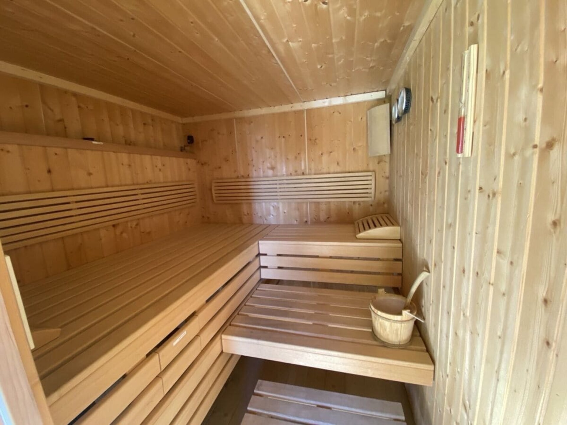 Ruime villa met jacuzzi en panoramisch uitzicht nabij Cannobio - foto 32
